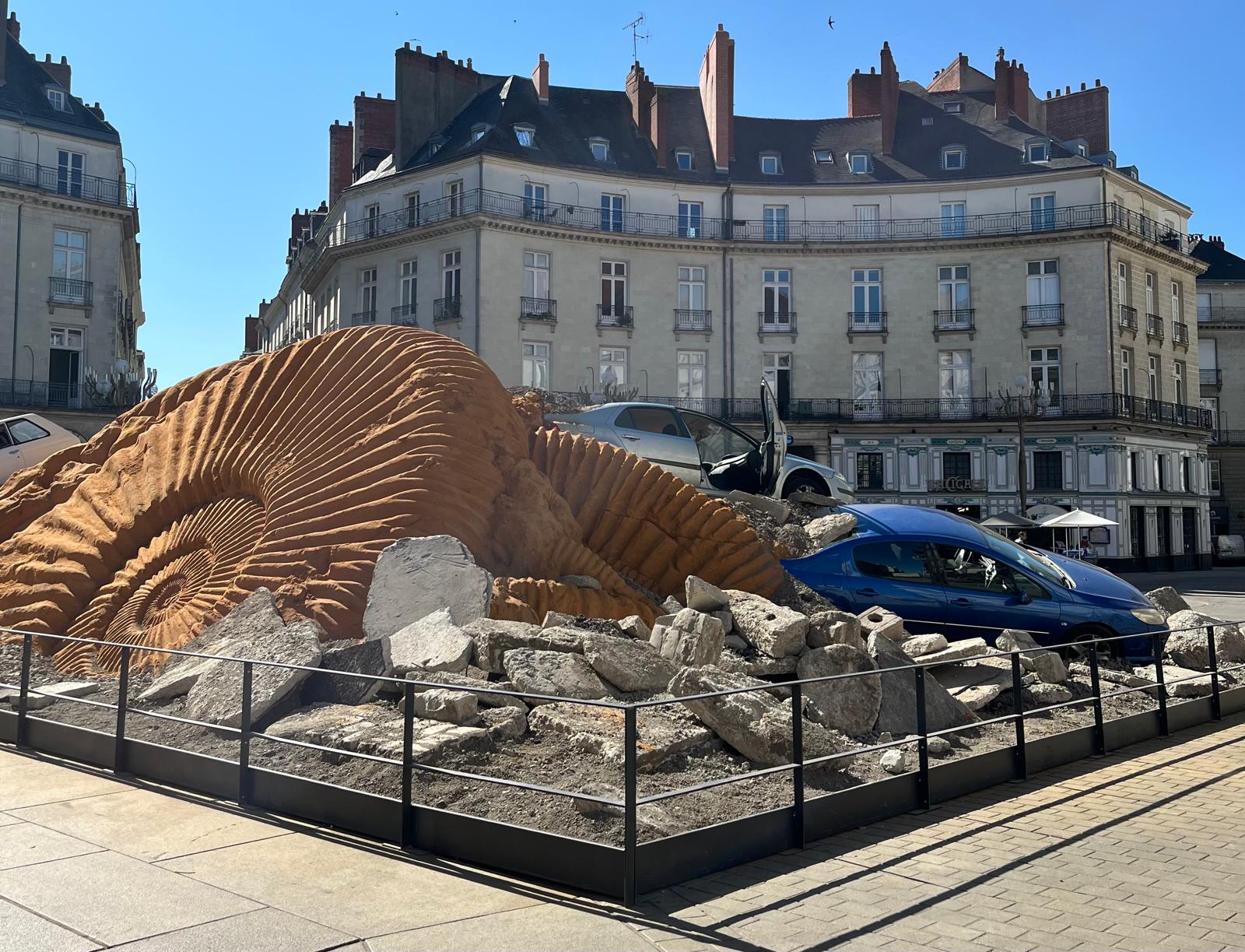 Fossil Opéra place Graslin Van 2026