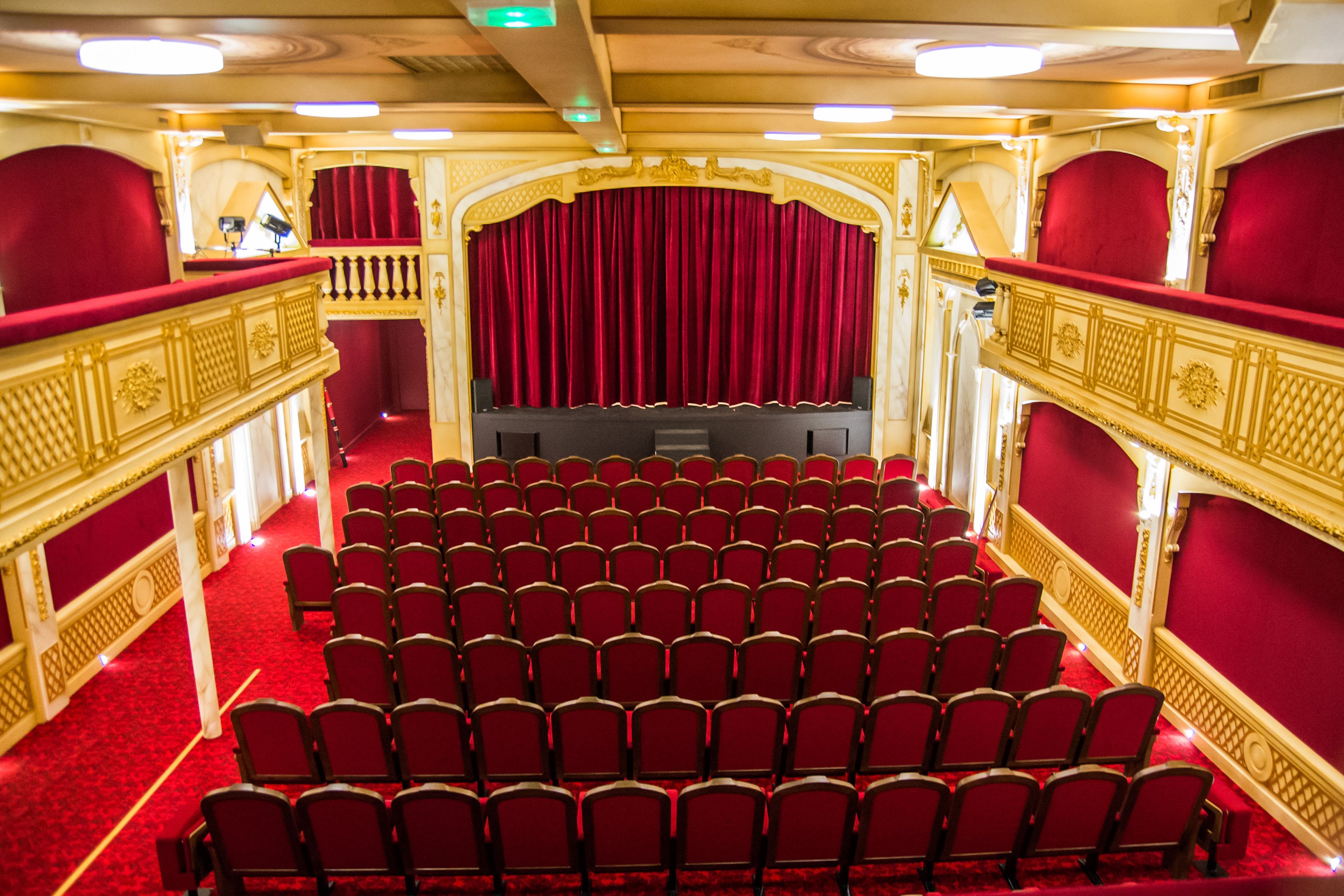 Théâtre 100 noms