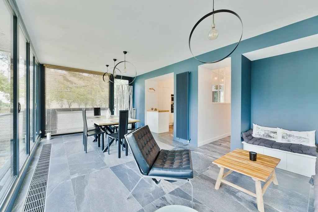 Belle salle à manger LA BAULE