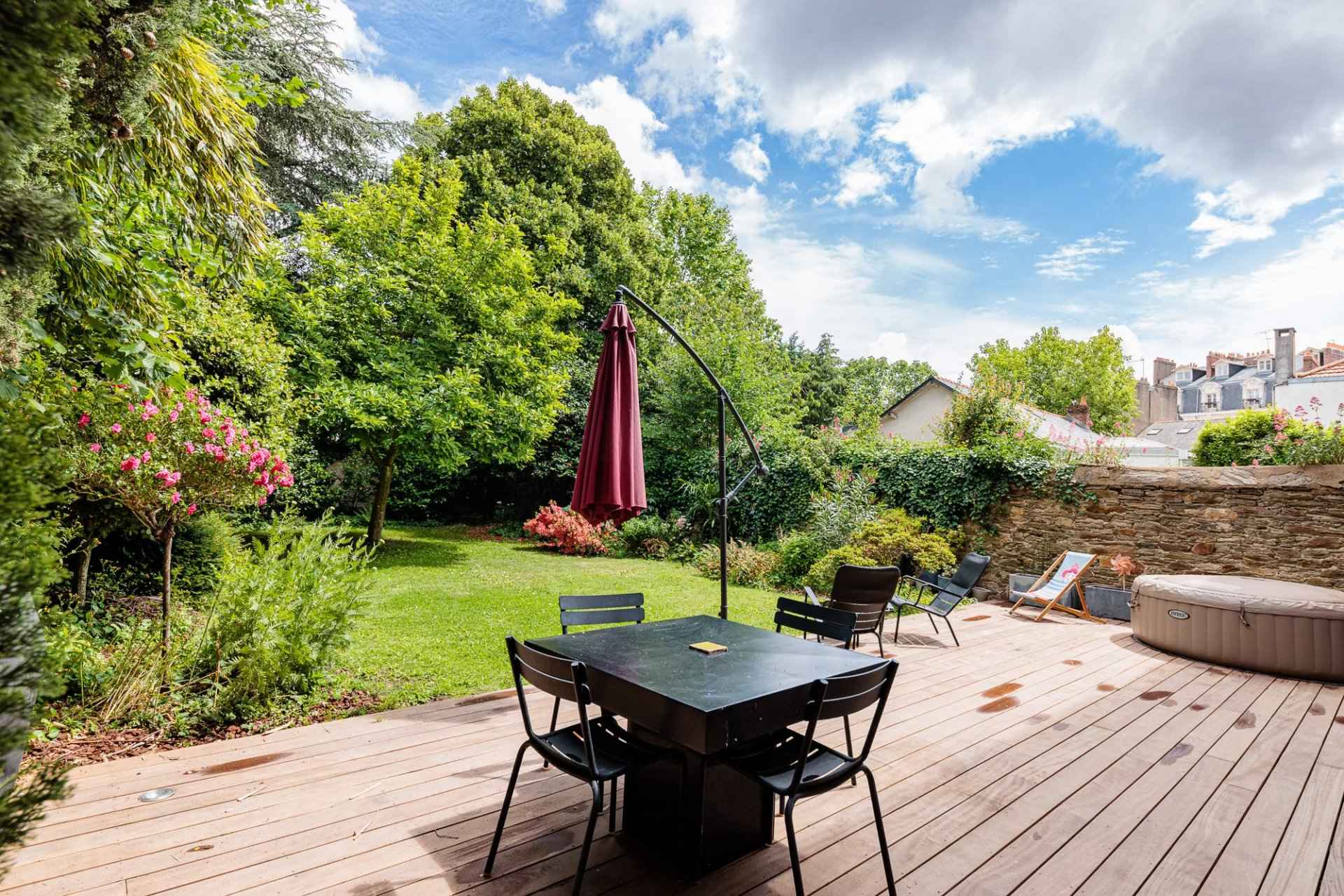 Maison avec terrasse à Nantes