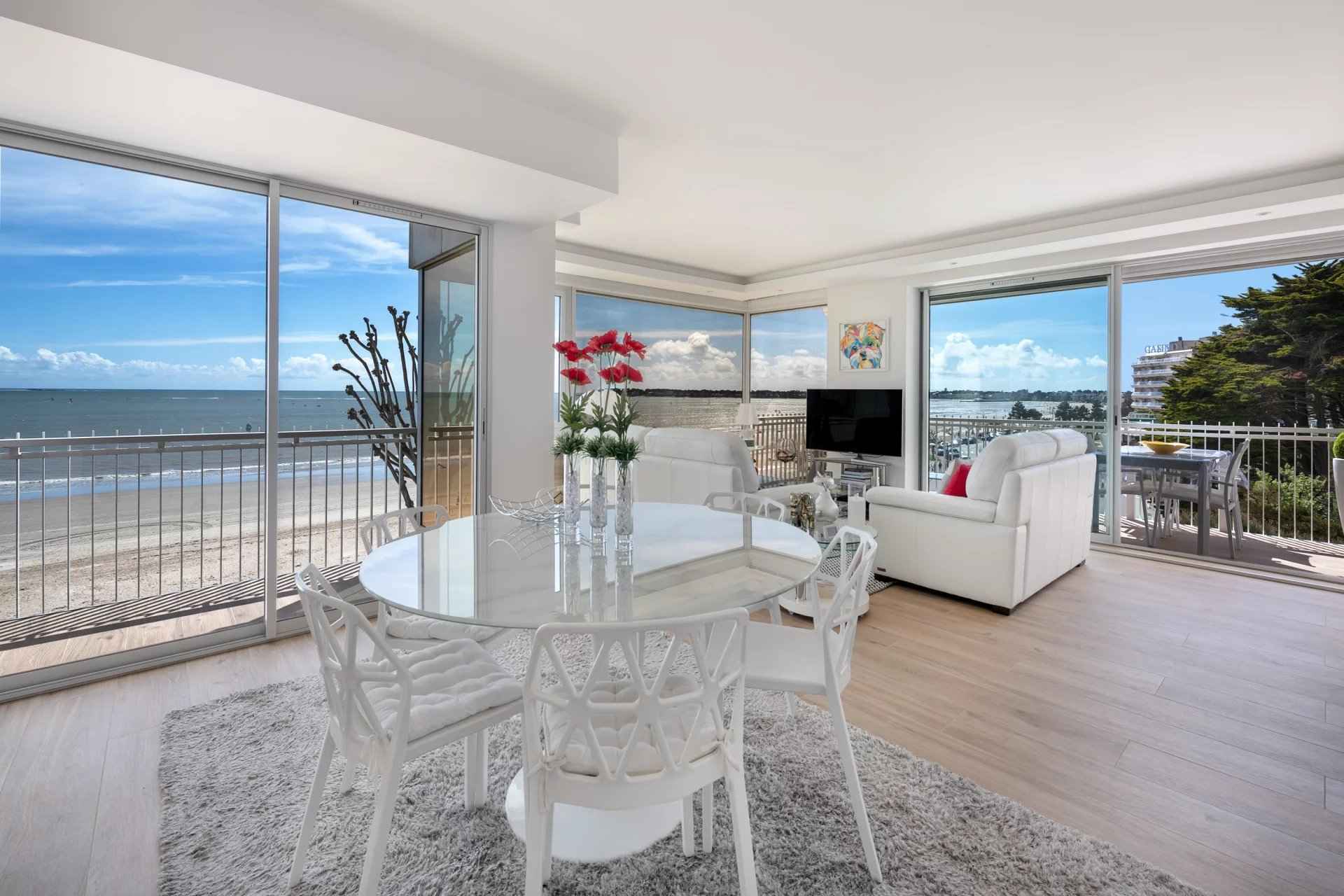 Bel appartement rénové face à la mer