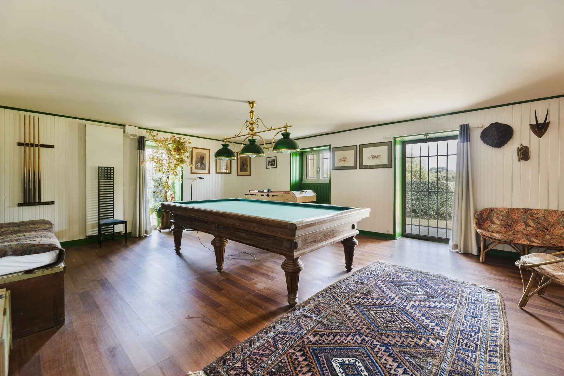 Villa à Pornic avec billard