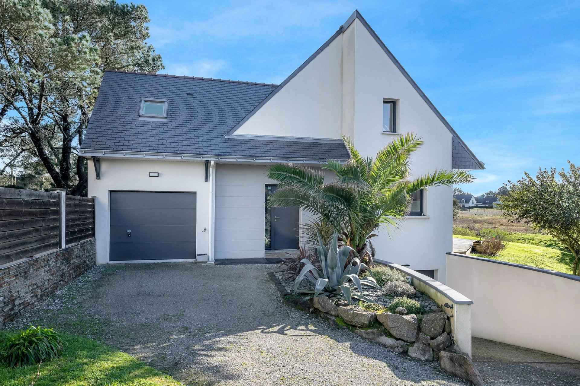 323092f1c758a1bf8b1a3eee131b9b28 d7d93471e6 1920 original - Attribut alt par défaut.