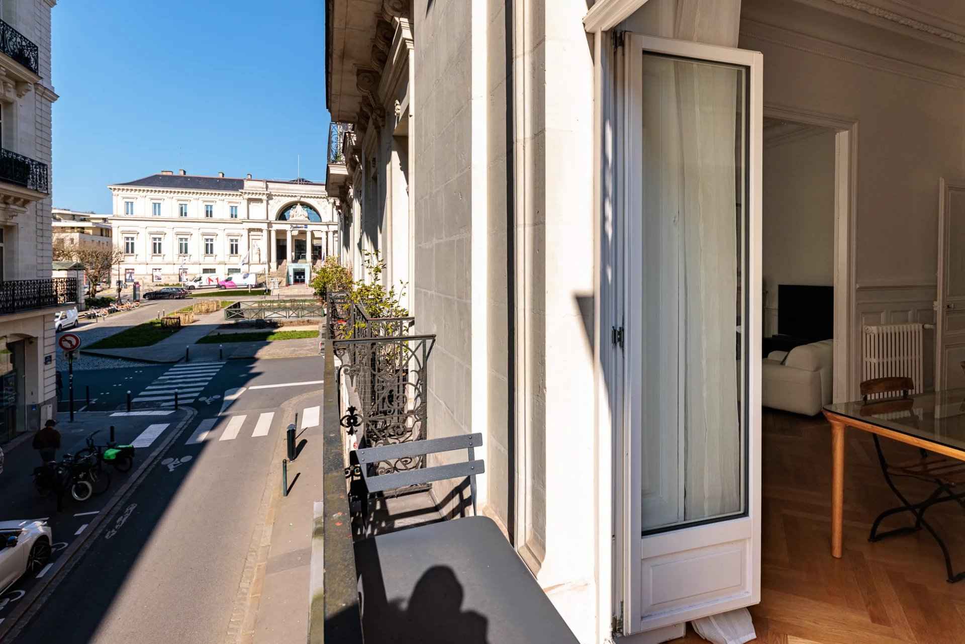 4a12c55f677fb0ff57fc9fe46af83318 c51eef8fa2 1920 original - Attribut alt par défaut.