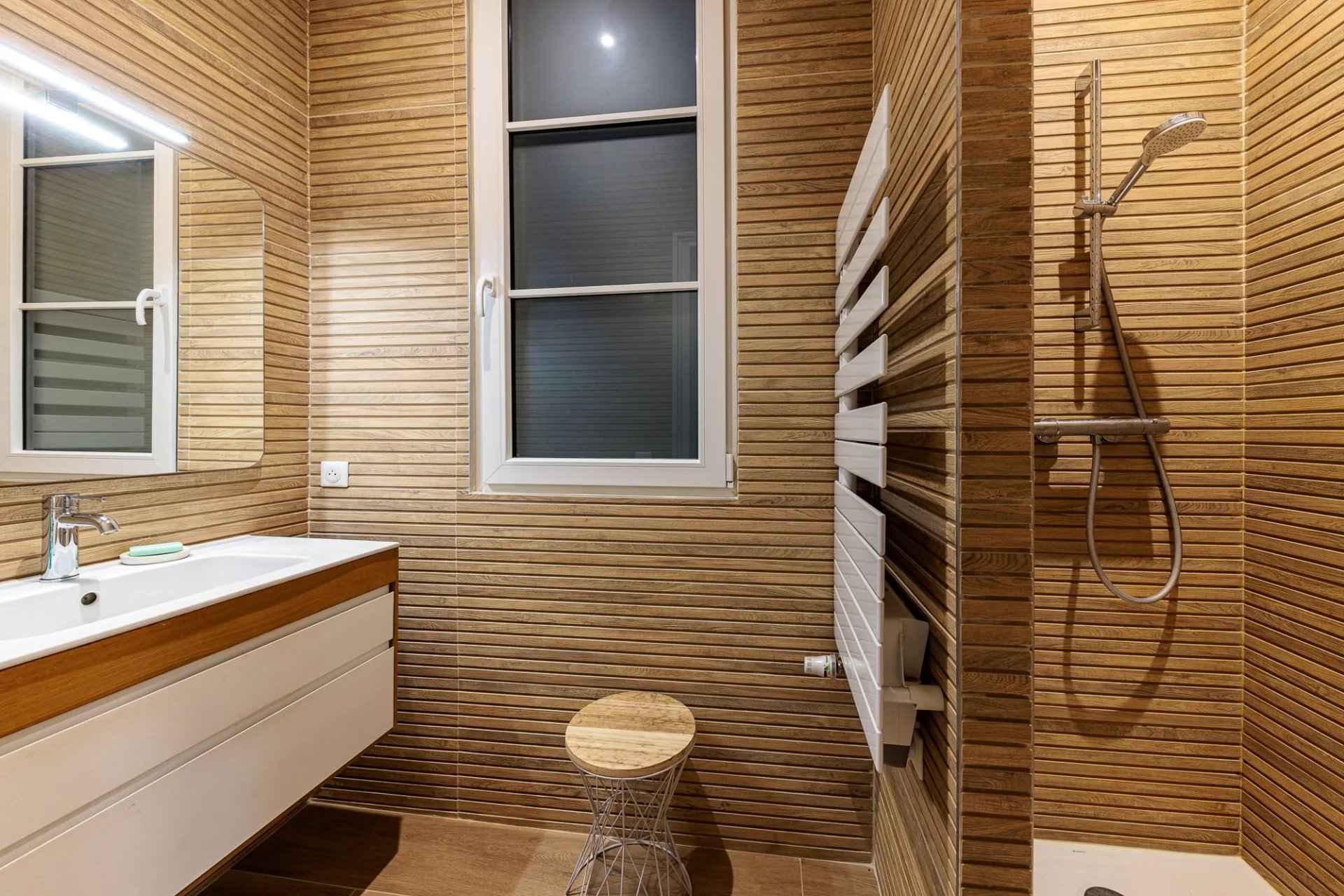 F490d5ffde1fb63a0cc656f3ee153f1e 38965f367a 1920 original - Attribut alt par défaut.