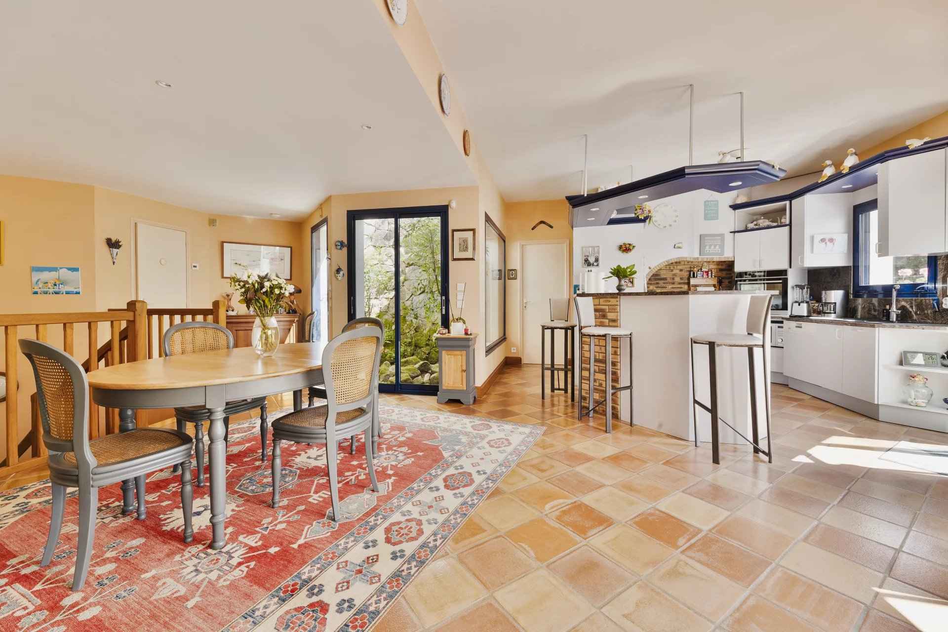 A01cb7722a5bbd7de863c9165aef128d 48ee0d3b9d 1920 original - Attribut alt par défaut.