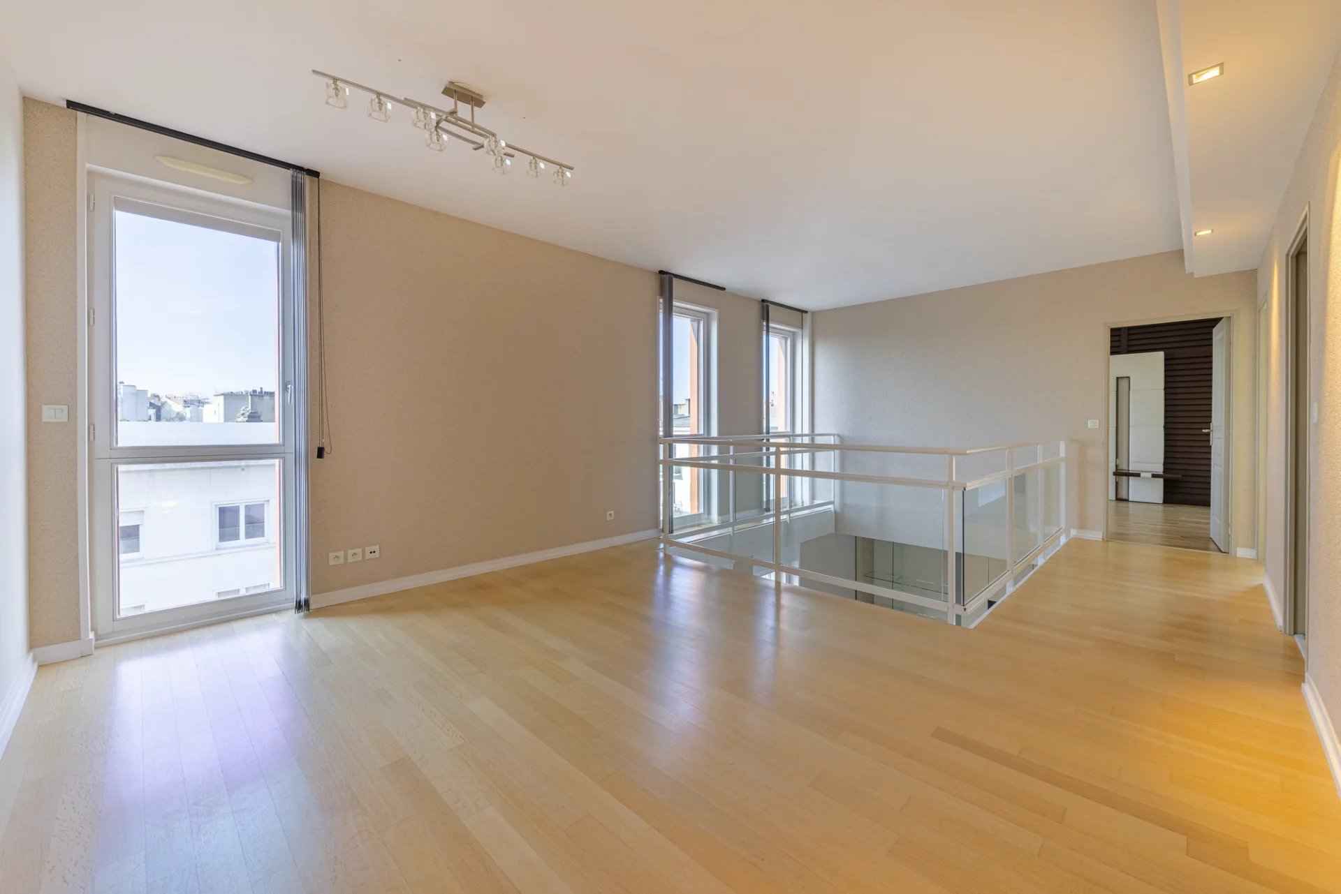 54dba783e9ef492e93fe251e2302f013 3adc59d1df 1920 original - Attribut alt par défaut.