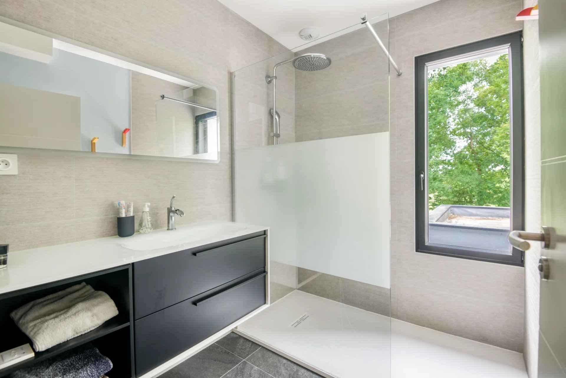 C8297358dcaf576e5b8709995f8b01cf 78c9801e97 1920 original - Attribut alt par défaut.