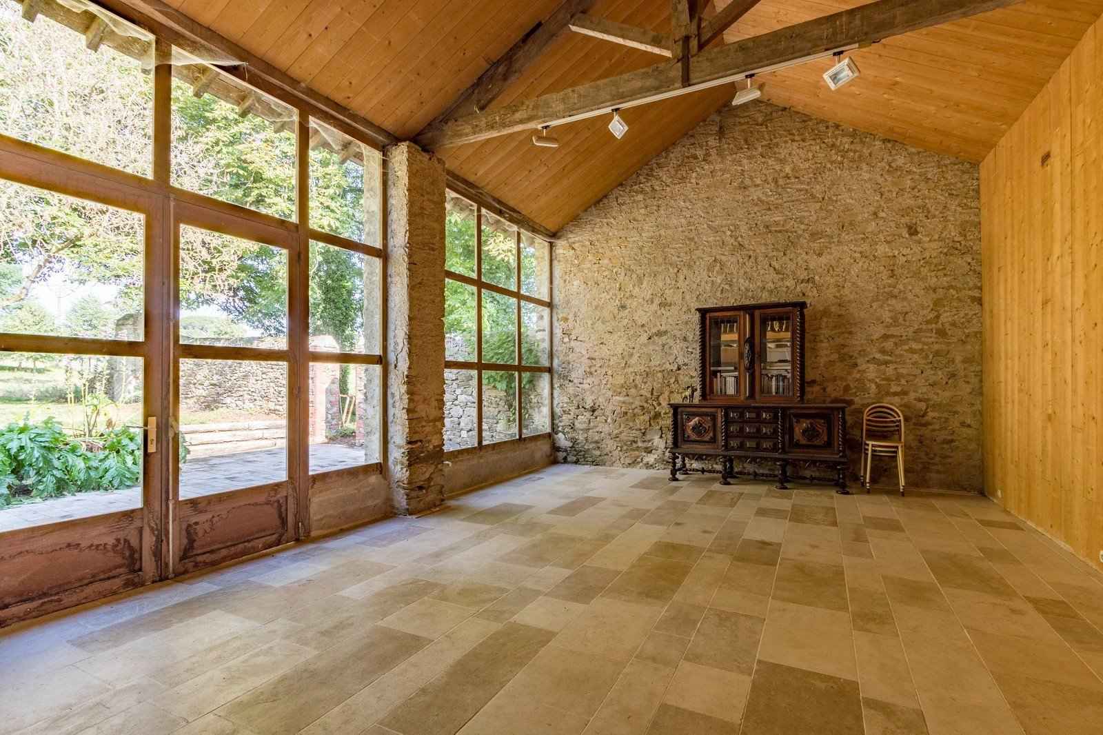 2d4e0d6f390aa7cd0e7899793793b091 f561108b8f 1600 original - Attribut alt par défaut.