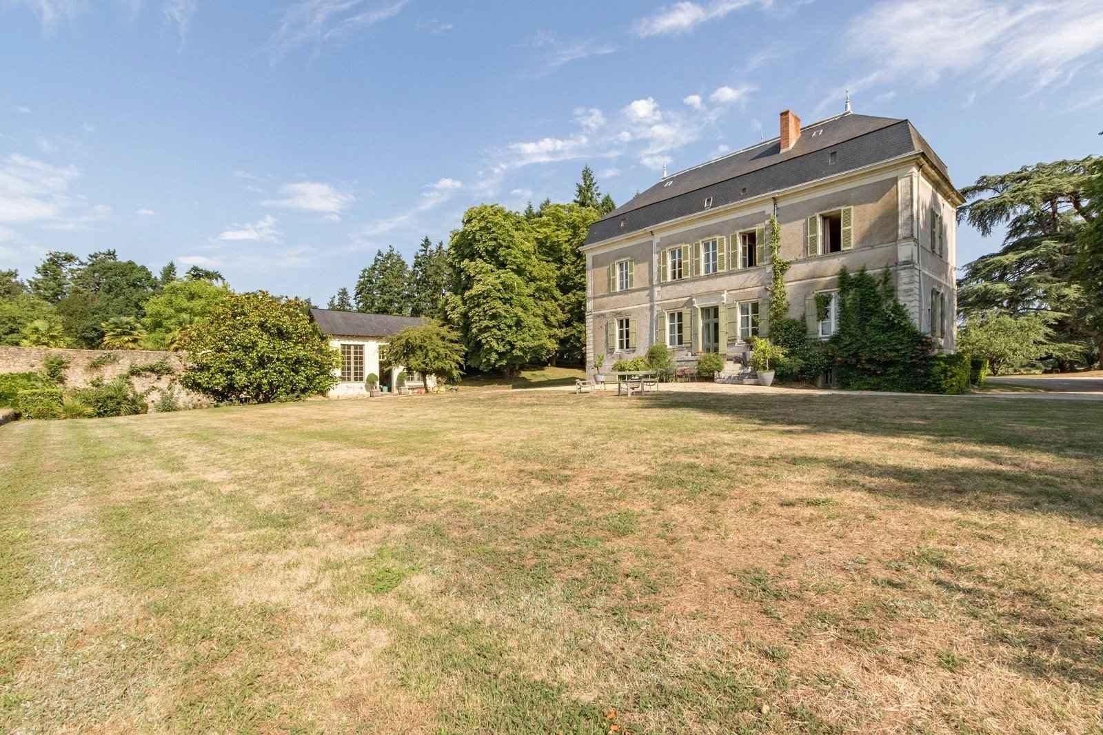 E9a770f88db367c2f99d7856be41d96c 1fba6b8819 1600 original - Attribut alt par défaut.