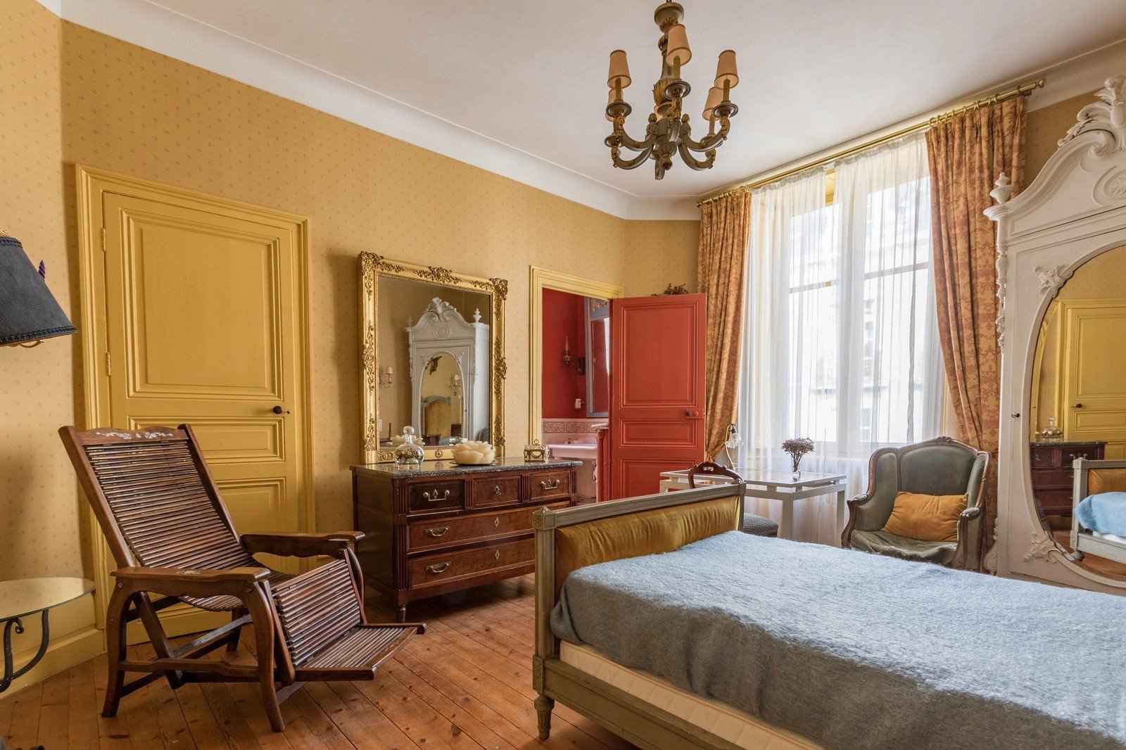 179aec9ba7c34cb786a10bb4e058c302 439a10195b 1600 original - Attribut alt par défaut.