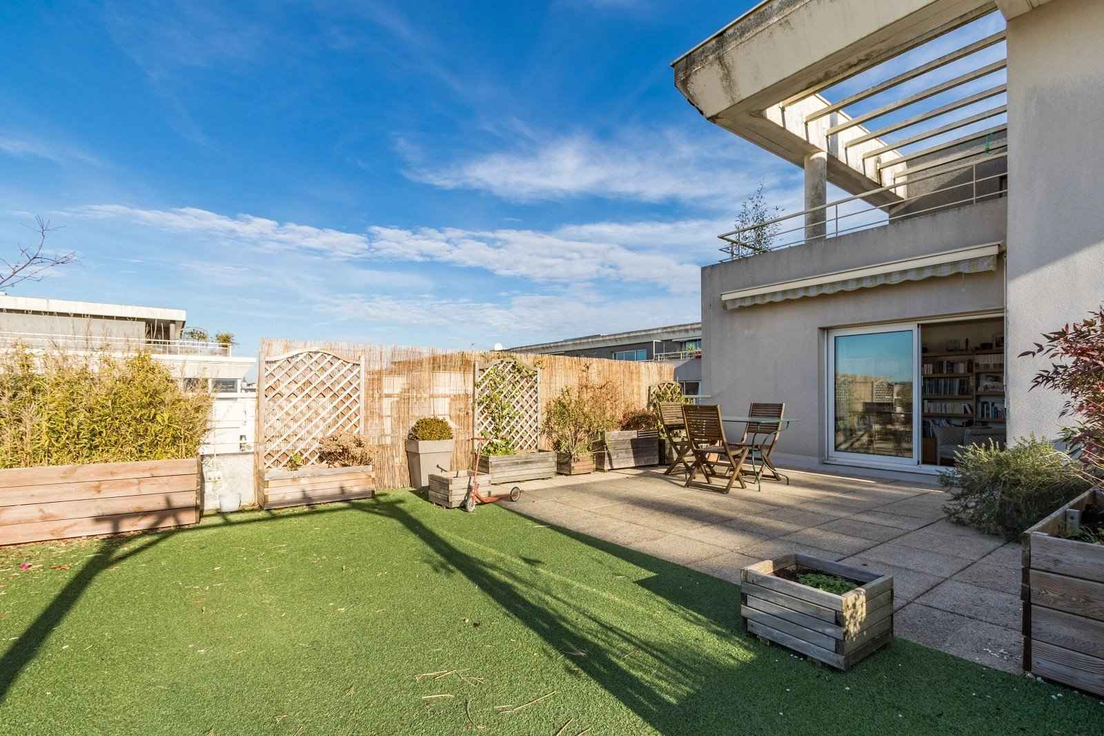 954e05ecbe0dec4574dd03efed95a83c 27c85a33a7 1600 original - Attribut alt par défaut.