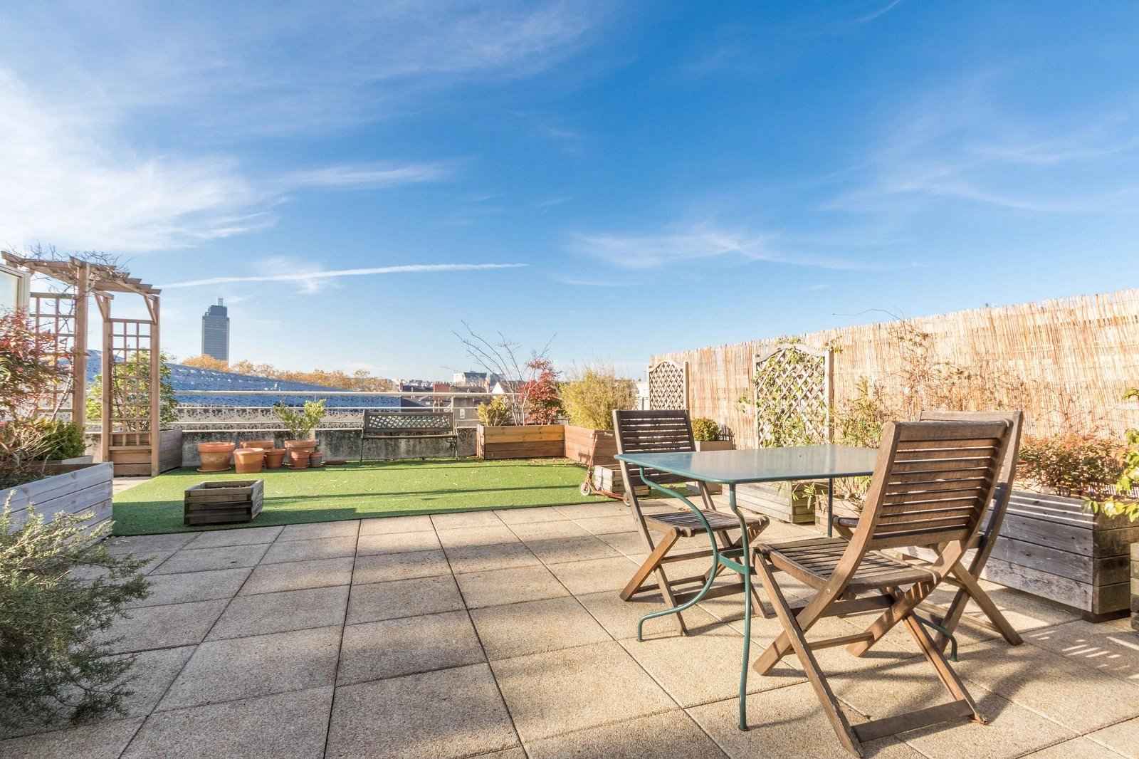 7ef3bde1f171e7685d4f8757b6b4052d 1cecb67c1c 1600 original - Attribut alt par défaut.