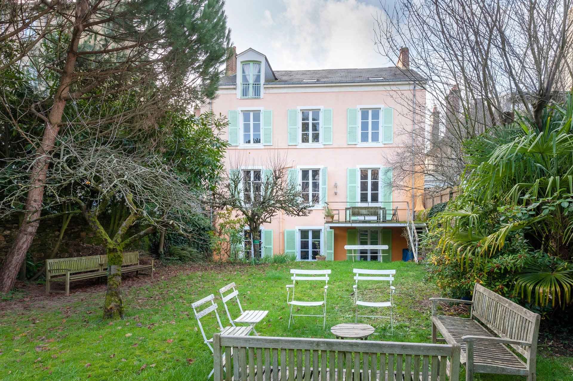 17e560c1484a2ac5cde08fbdb04347ed 2f599a8497 1920 original - Attribut alt par défaut.