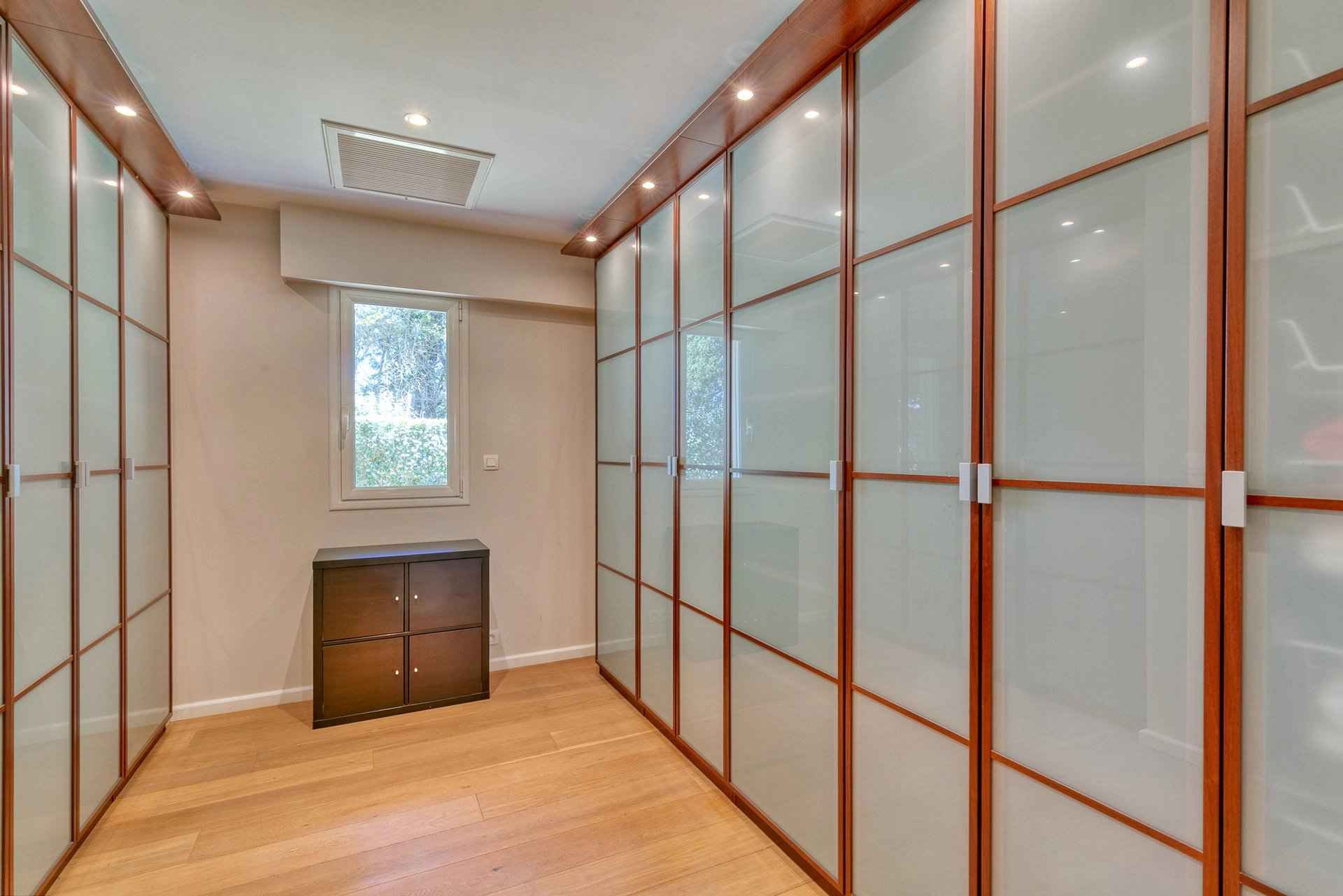 C40a2c0b780b9fc343a422348064a8c9 2a0c28090b 1920 original - Attribut alt par défaut.