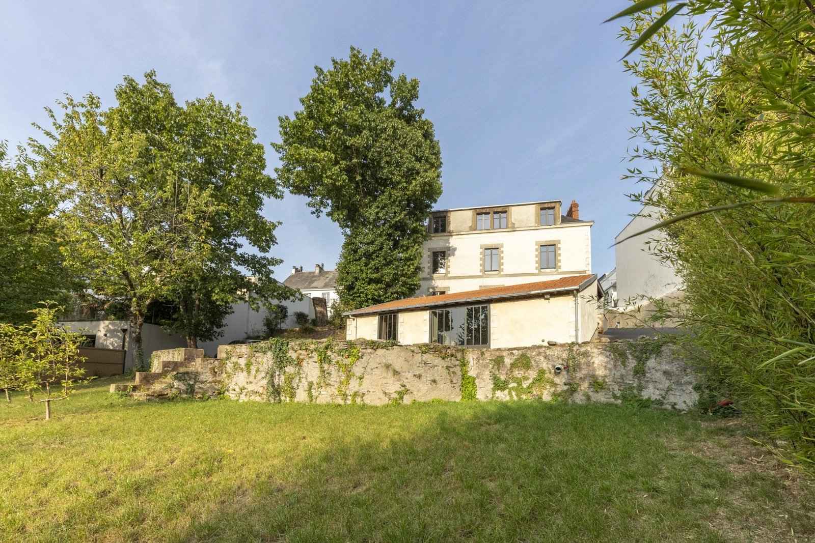 49446f7bb5e5c3f57f9c448e56972f74 ea89e7ca95 1600 original - Attribut alt par défaut.