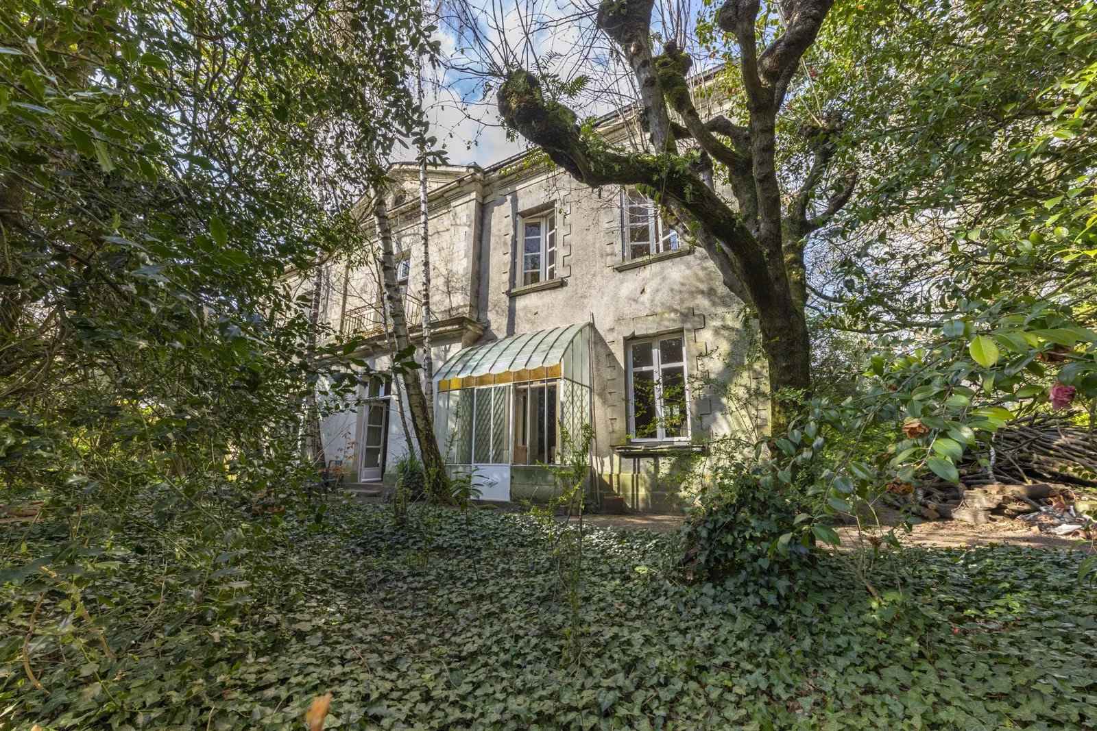 15cc3b5d595737a32c39b7b1cf0558be 76d4bd7e4a 1600 original - Attribut alt par défaut.