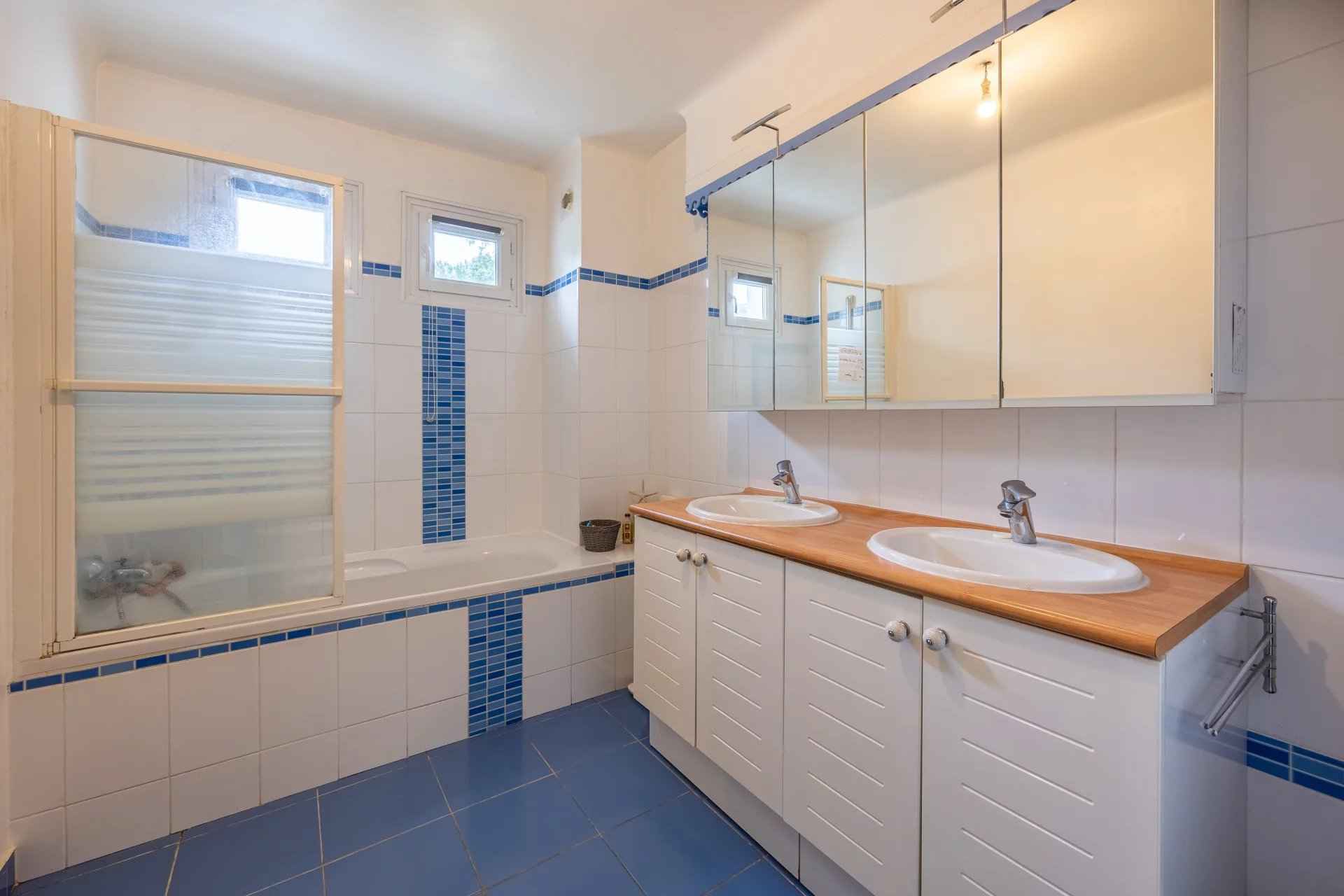 3d0bf8eadeaaeb7f1ea29abb735768b0 49569438a1 1920 original - Attribut alt par défaut.