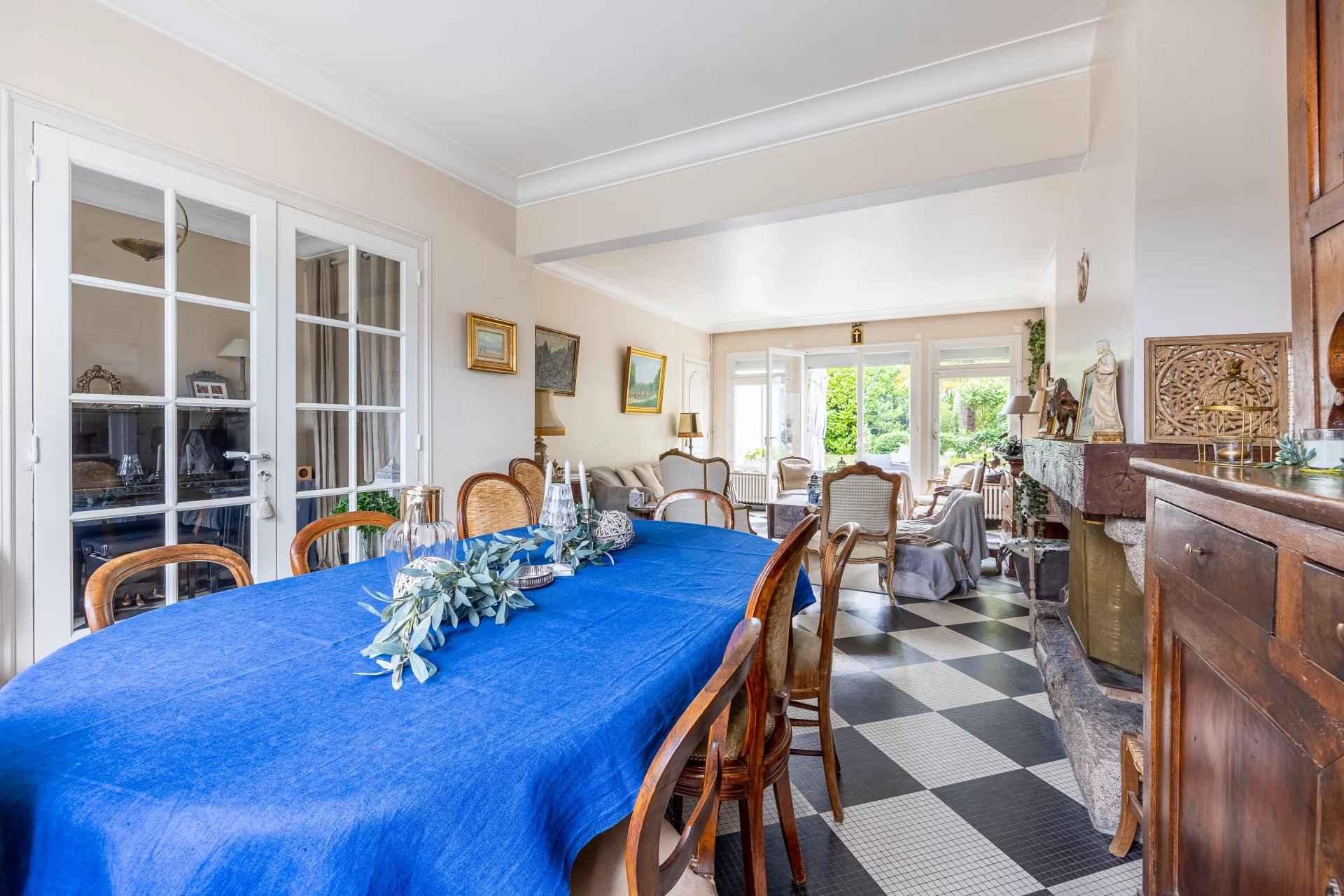 Cf8a036968bbd2bd8a5c0eac753b3257 f1c036fd8d 1920 original - Attribut alt par défaut.