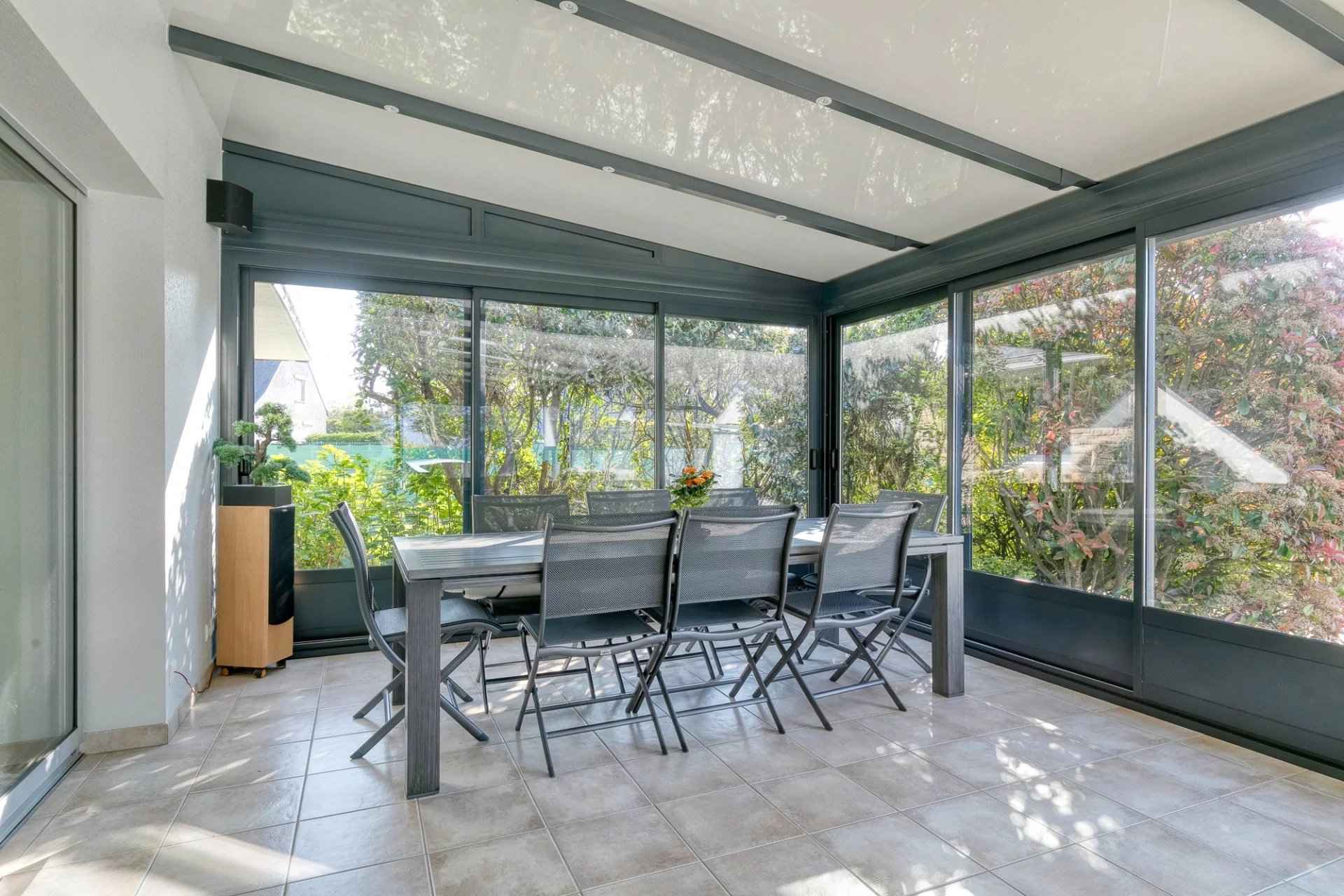 Ad942a1a24bbb30d96278f07eee833b3 0754897905 1920 original - Attribut alt par défaut.