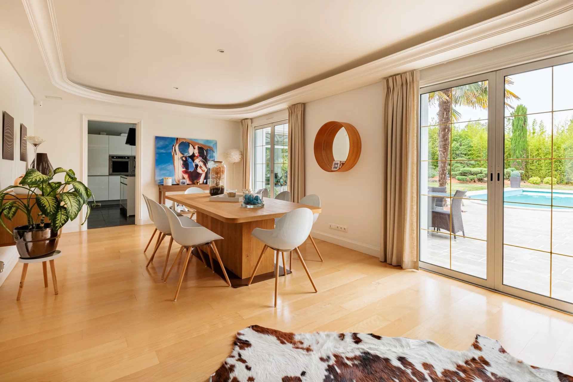 F41998226a8e724902cda6fad404257d a0e7f9af77 1920 original - Attribut alt par défaut.