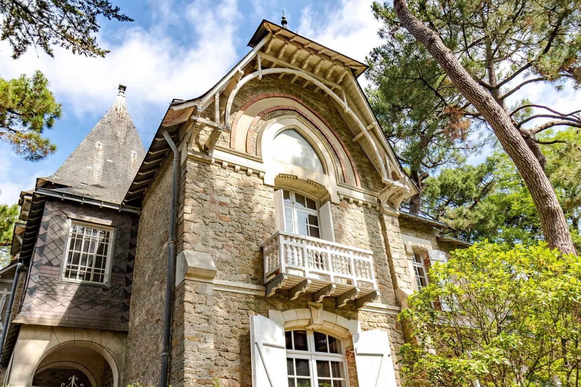 992e4e18ce53a8a4b00dea909b4dde14 b014c4df9b 1920 original - Attribut alt par défaut.