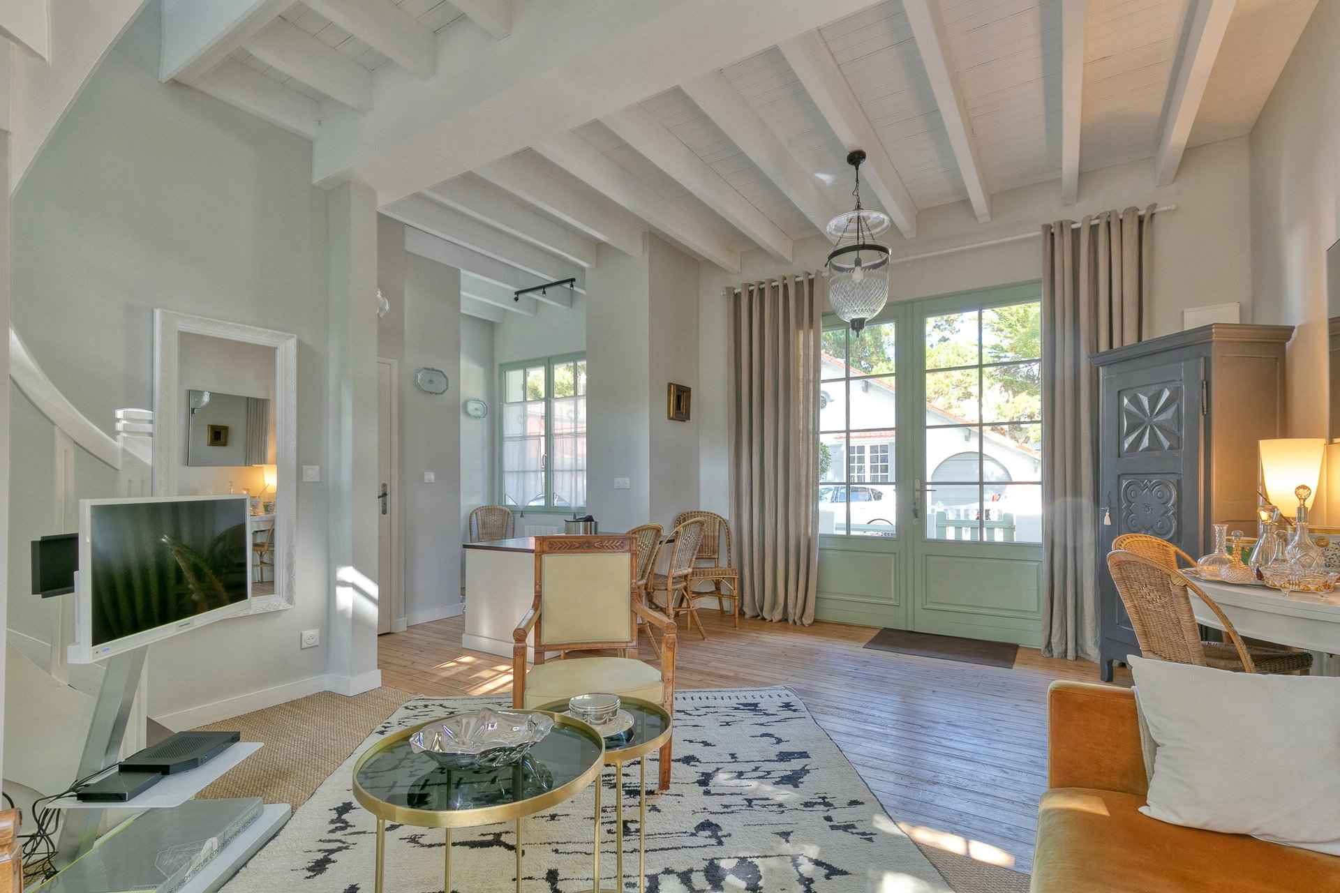 4abc5c423a8a3236a90ea6d539db3539 72c582542b 1920 original - Attribut alt par défaut.