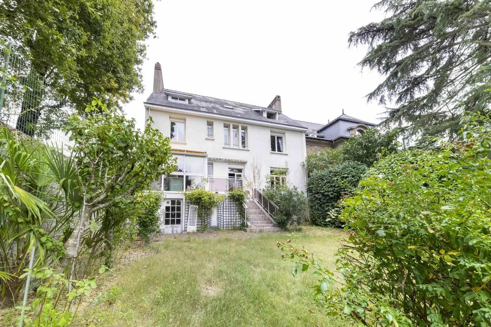 0a1b68c1f2dd618d26e9da991e7a0461 6783936259 1600 original - Attribut alt par défaut.