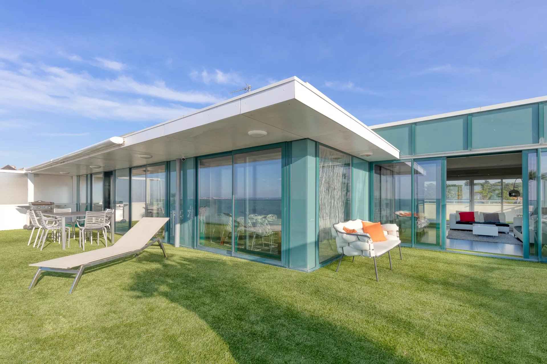 0d69f6066ef145f1cdeeeeb256b4f6d5 d346d79002 1920 original - Attribut alt par défaut.