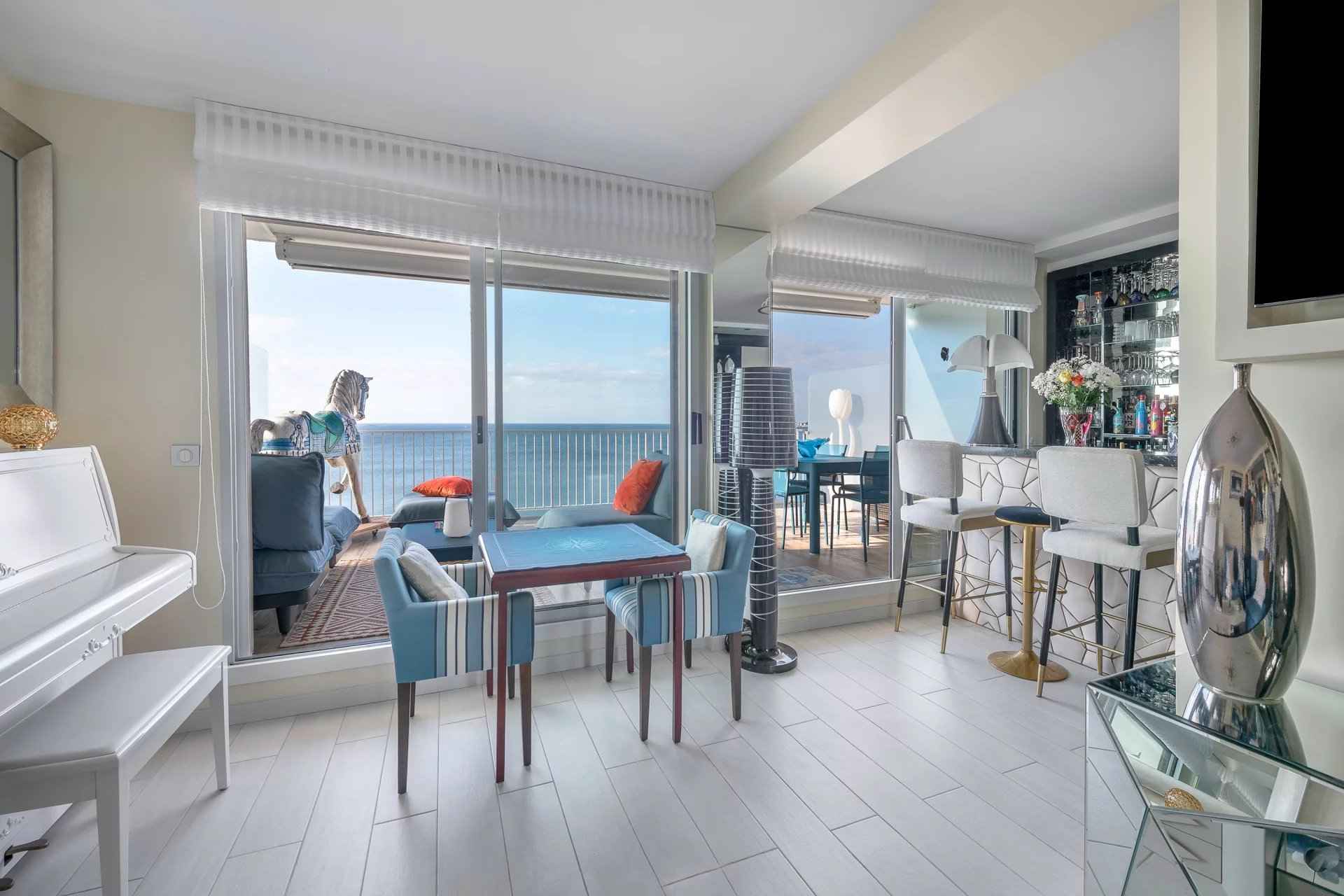 Appartement face mer rénové