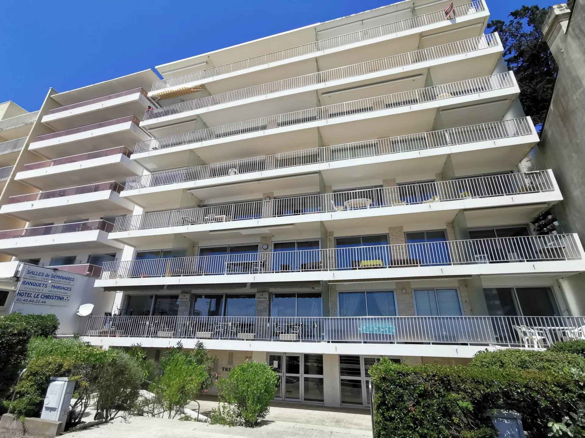 A4eb94a8cc40520def9df34b27bc83f7 eb61546ec5 1920 original - Attribut alt par défaut.