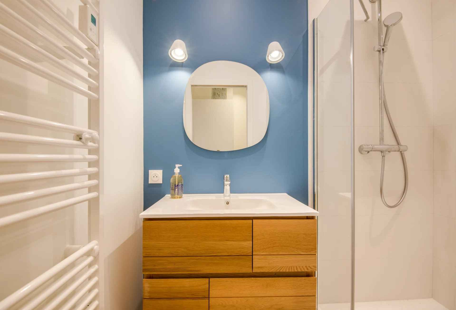 8e4e1caea785d36cc729ca7c0bffa96c 25dba465bc 1920 original - Attribut alt par défaut.