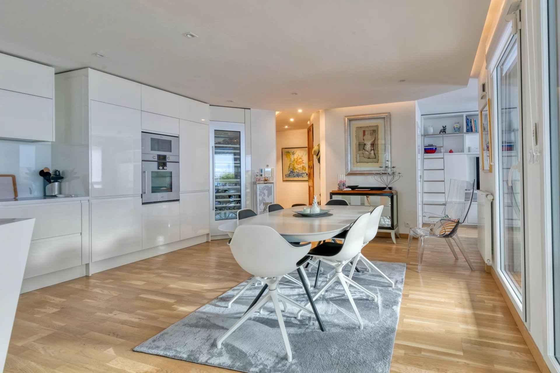 3c9620f104fe4847609acf8909e3167c cb92ada550 1920 original - Attribut alt par défaut.