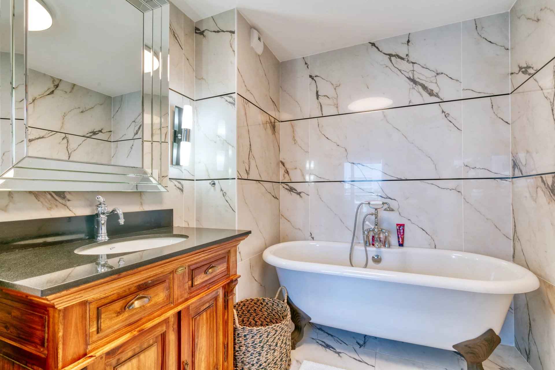 C5d5b7092637bfdb6f7df29ecbf8b10f b360e809fa 1920 original - Attribut alt par défaut.