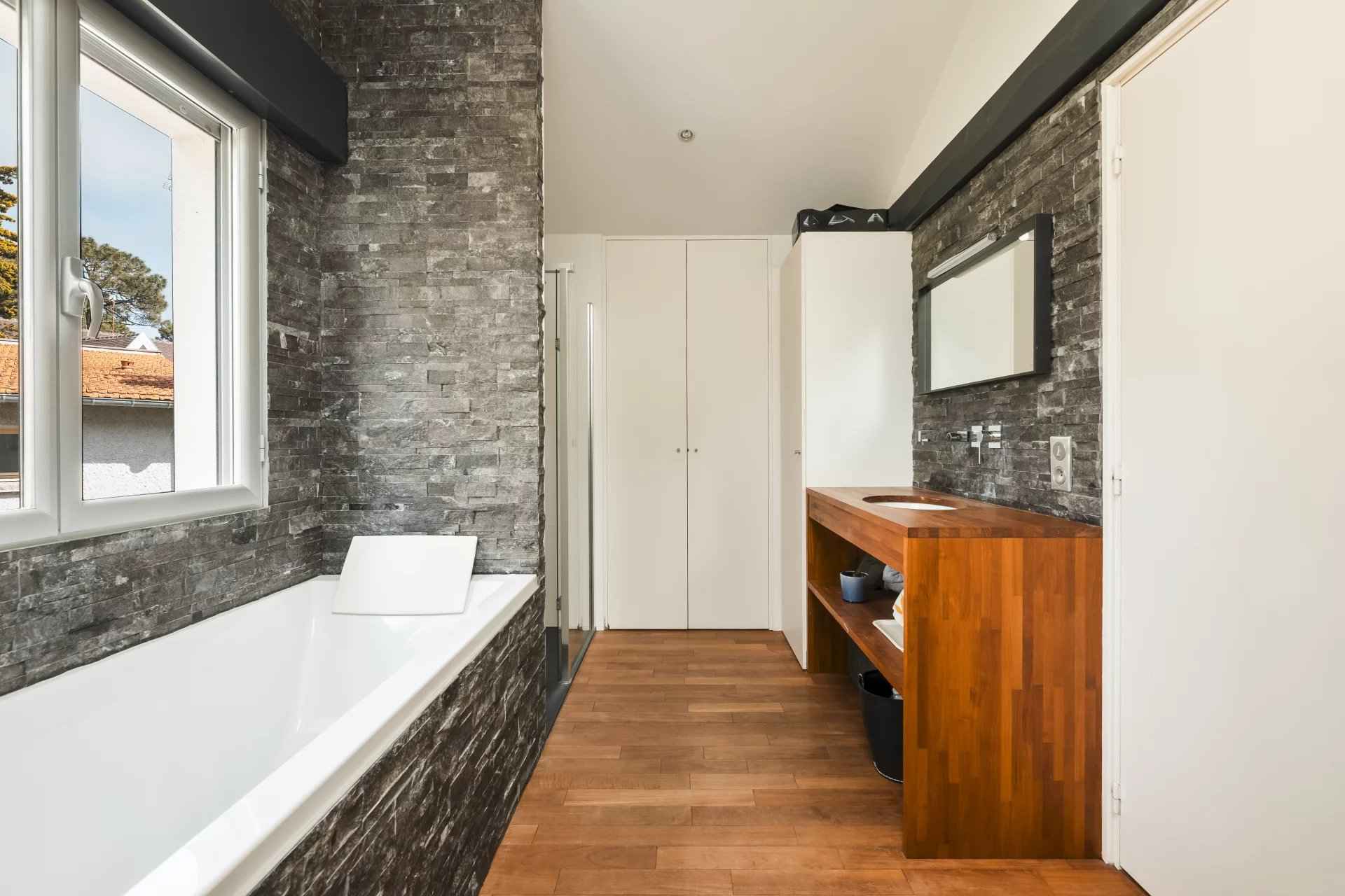 0de34411b4353303b459fc1351d2ef0d 24ed654acd 1920 original - Attribut alt par défaut.