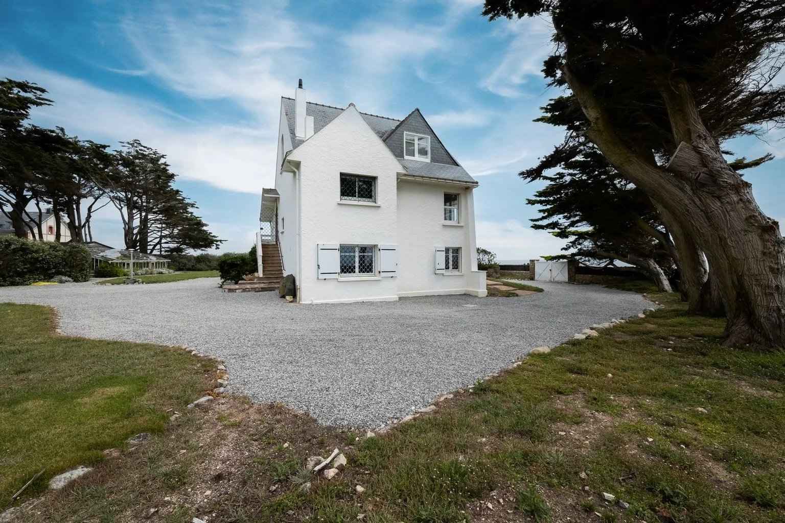 3670a603cd54f59d4d3343ef4c4073ff 563e2093ba 1536 original - Attribut alt par défaut.