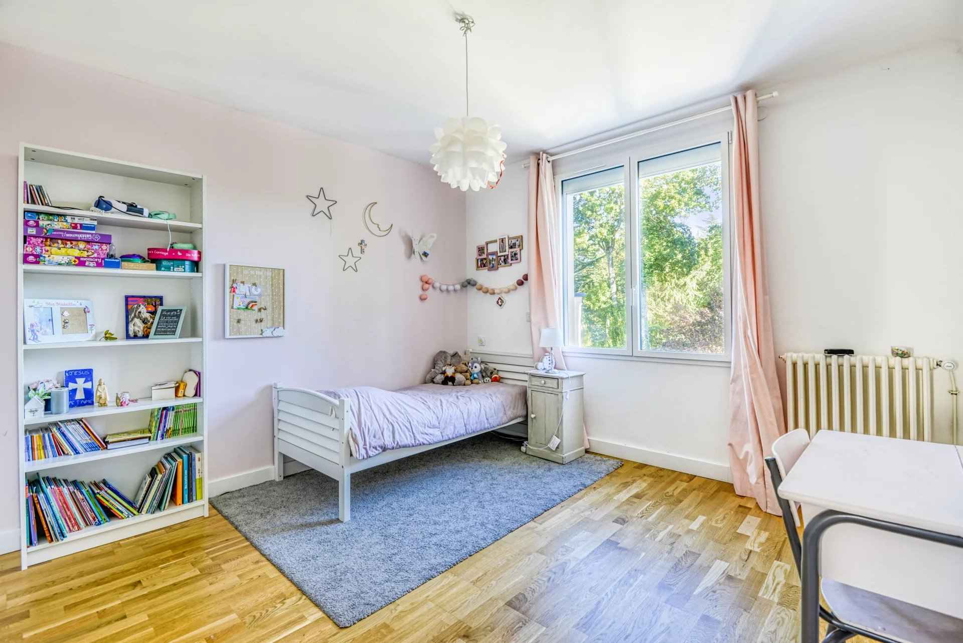 32c7c191a4b54ba0e591aeab9b915a8f a32f617da3 1920 original - Attribut alt par défaut.