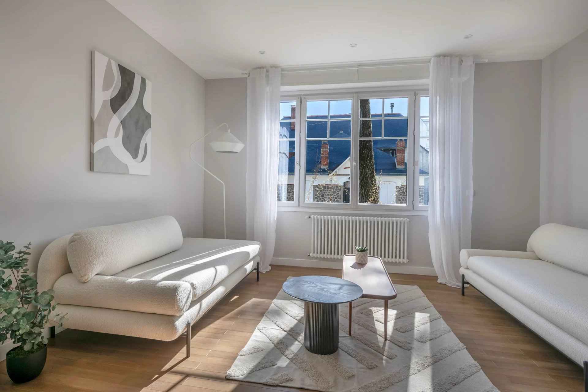 Dbe5fded62d99109467e92575cba1a2a 87b8cc3c39 1920 original - Attribut alt par défaut.