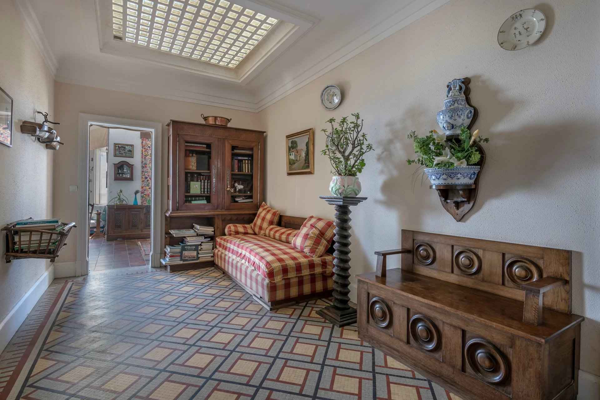 6e2d7e77cf208b0435bee604e587c249 c966da458d 1920 original - Attribut alt par défaut.