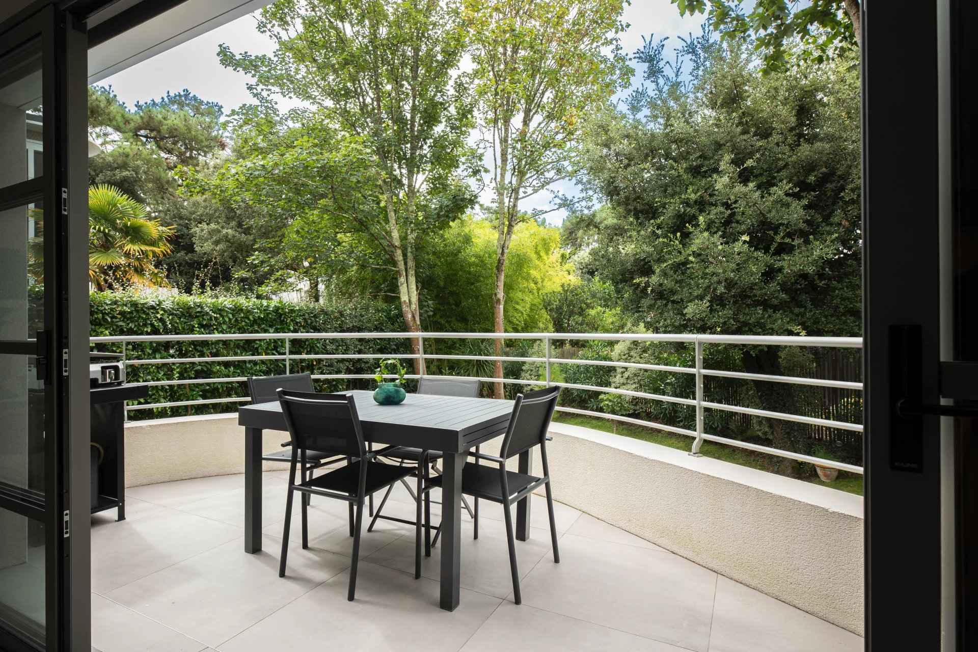 E6b1a7ce49aabc4a9f269bcf7142f3c7 626a492fab 1920 original - Attribut alt par défaut.