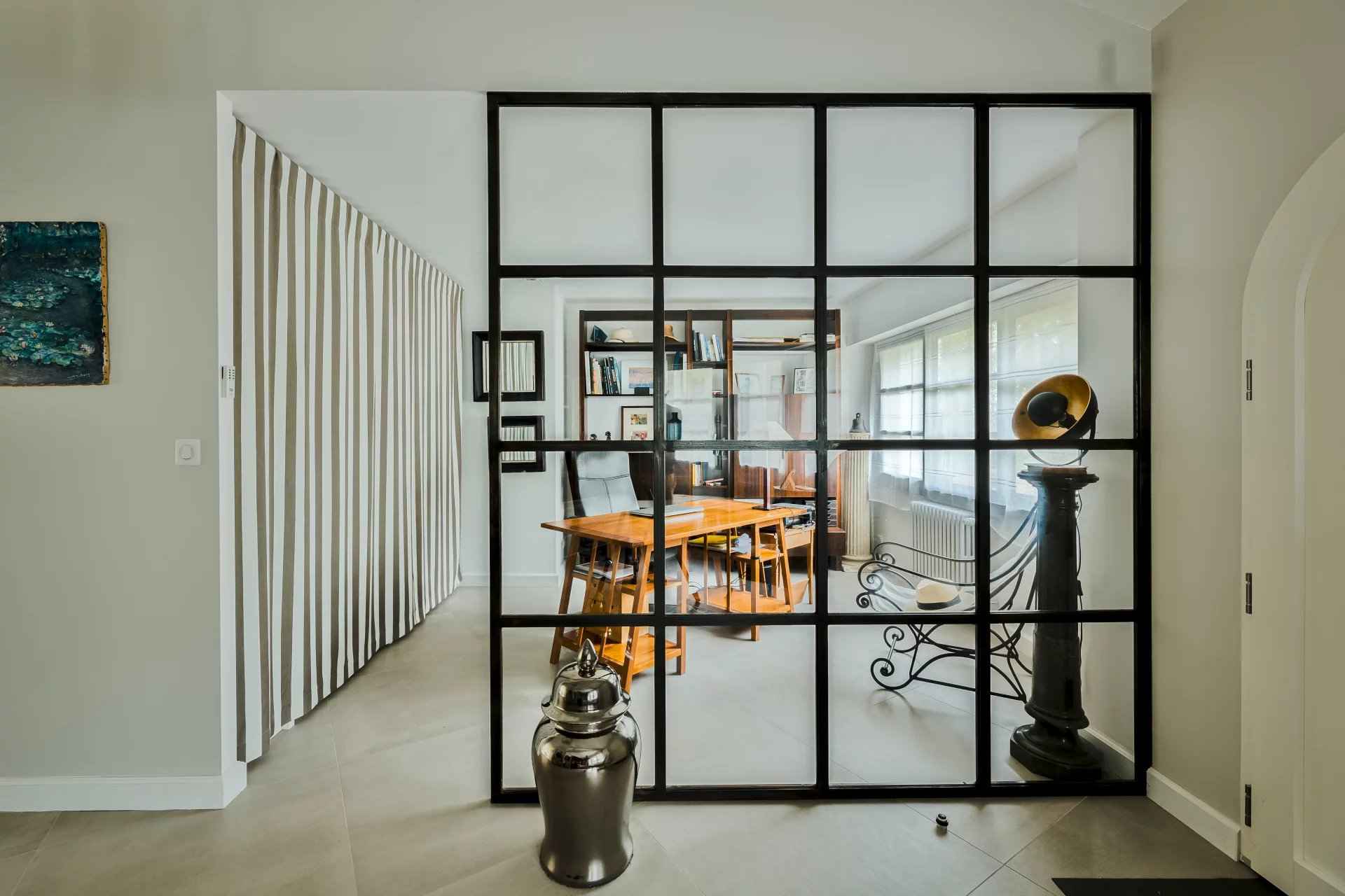 44e809fabbc5188f6b988cbf28c72b5f e22458f914 1920 original - Attribut alt par défaut.