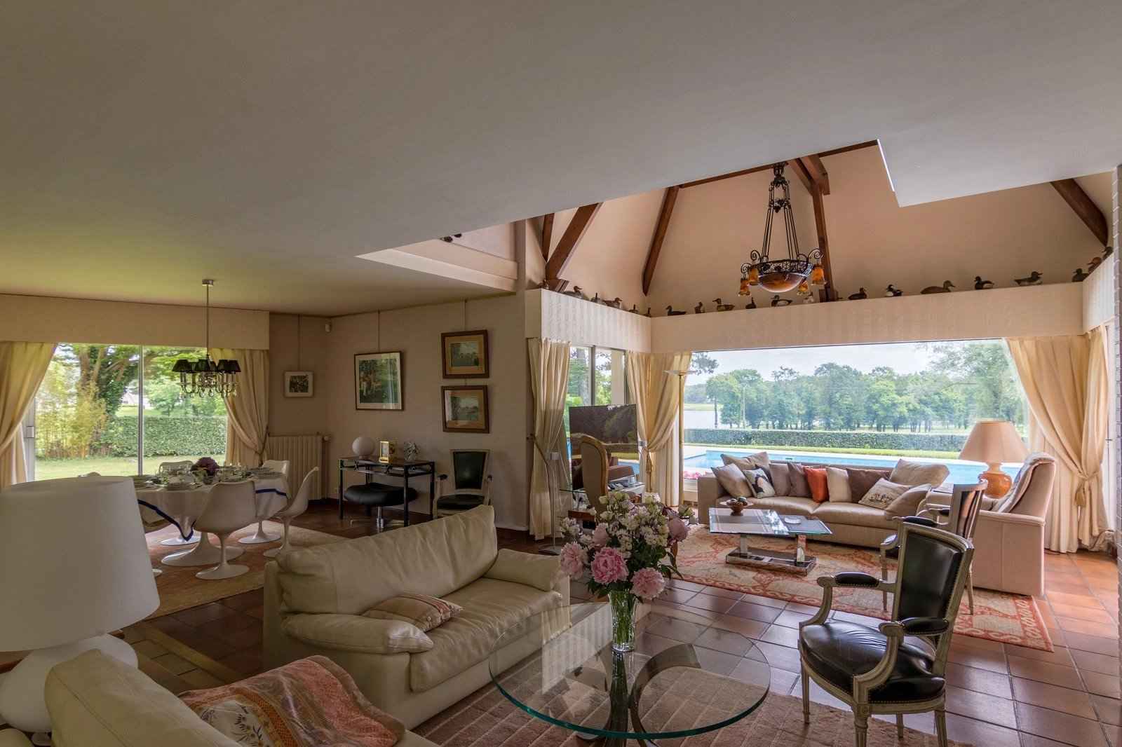 0a94316e2c54acc285f04b264604b73f c1fe805d7c 1600 original - Attribut alt par défaut.