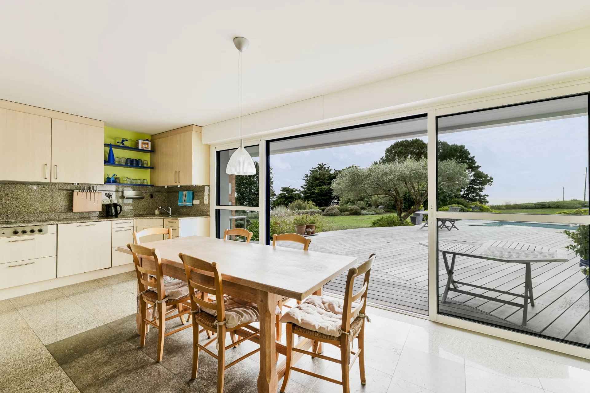 6eb73b533e4b9024af553d083e4ae846 79b79aeecd 1920 original - Attribut alt par défaut.