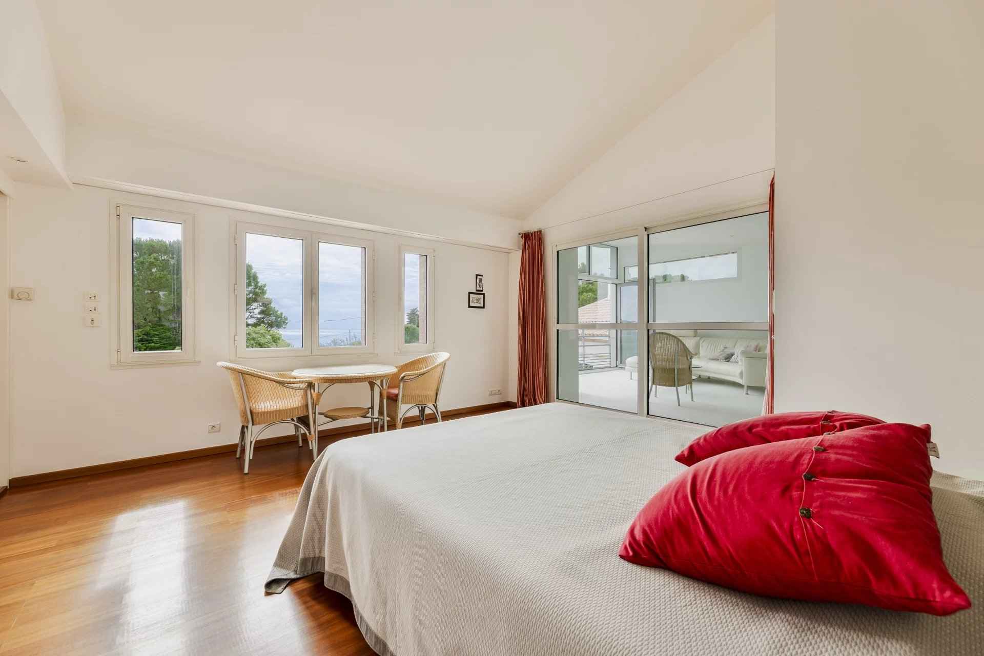 3061d0066703b233fef9a6fd79df1f72 3ba42a5855 1920 original - Attribut alt par défaut.