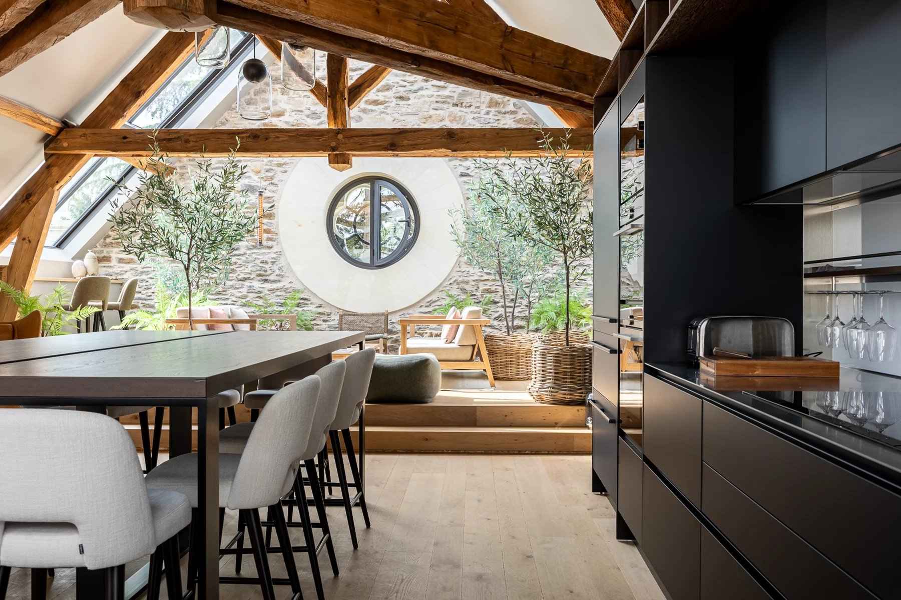 B64001eead3cf93e1865d560aeb1db84 7010a176bb 1800 original - Attribut alt par défaut.