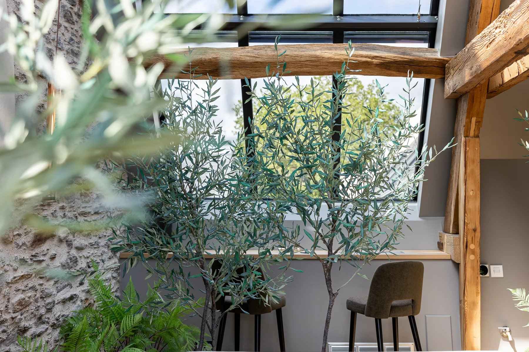 68fc2aed2c808ae4273145aeea9bc47a c84380c4f4 1800 original - Attribut alt par défaut.