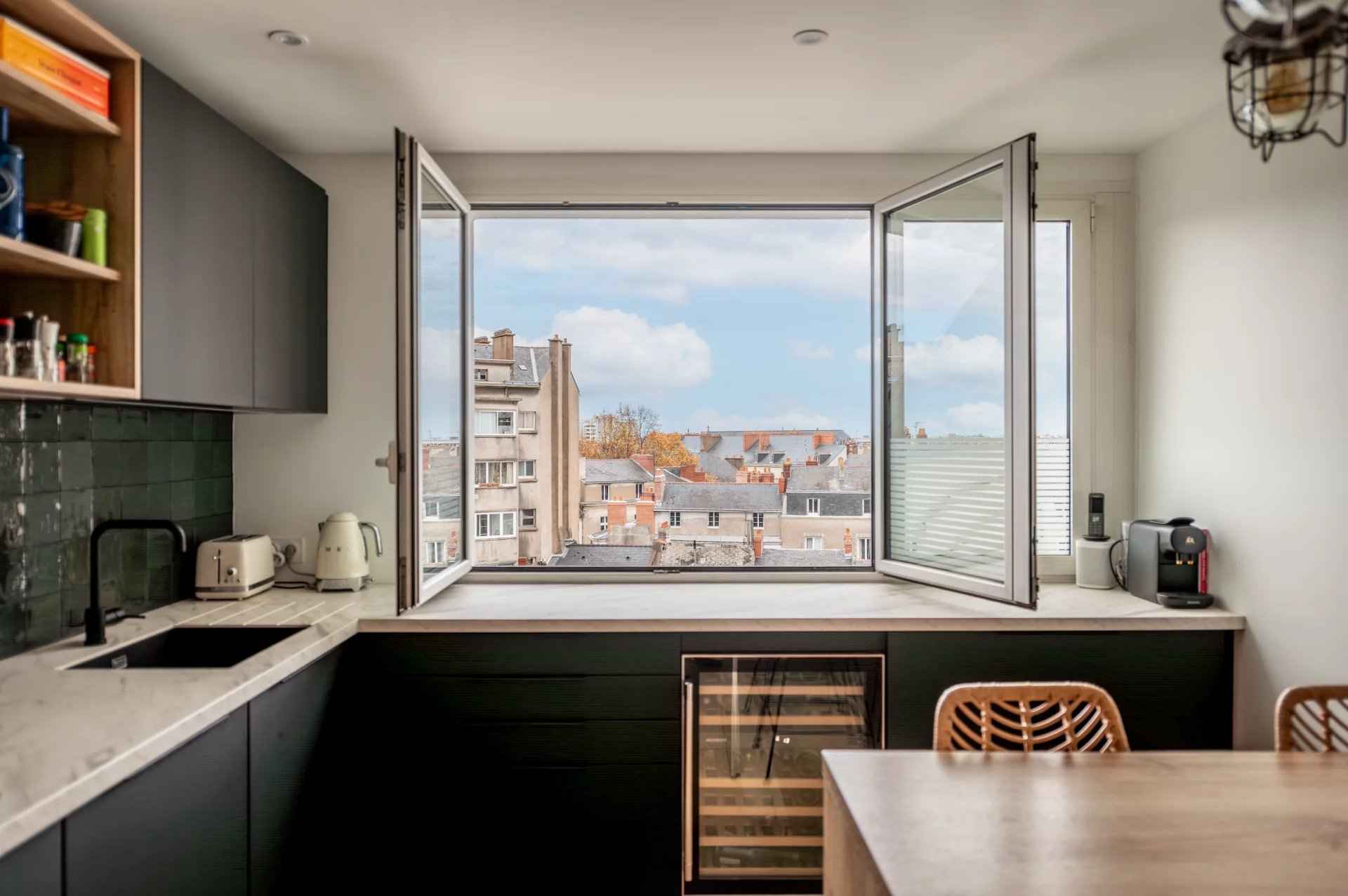 1dc91dac9c2a3a6fb7ac002115e7157e a1b2f7acf8 1920 original - Attribut alt par défaut.