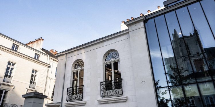 14 - Attribut alt par défaut.