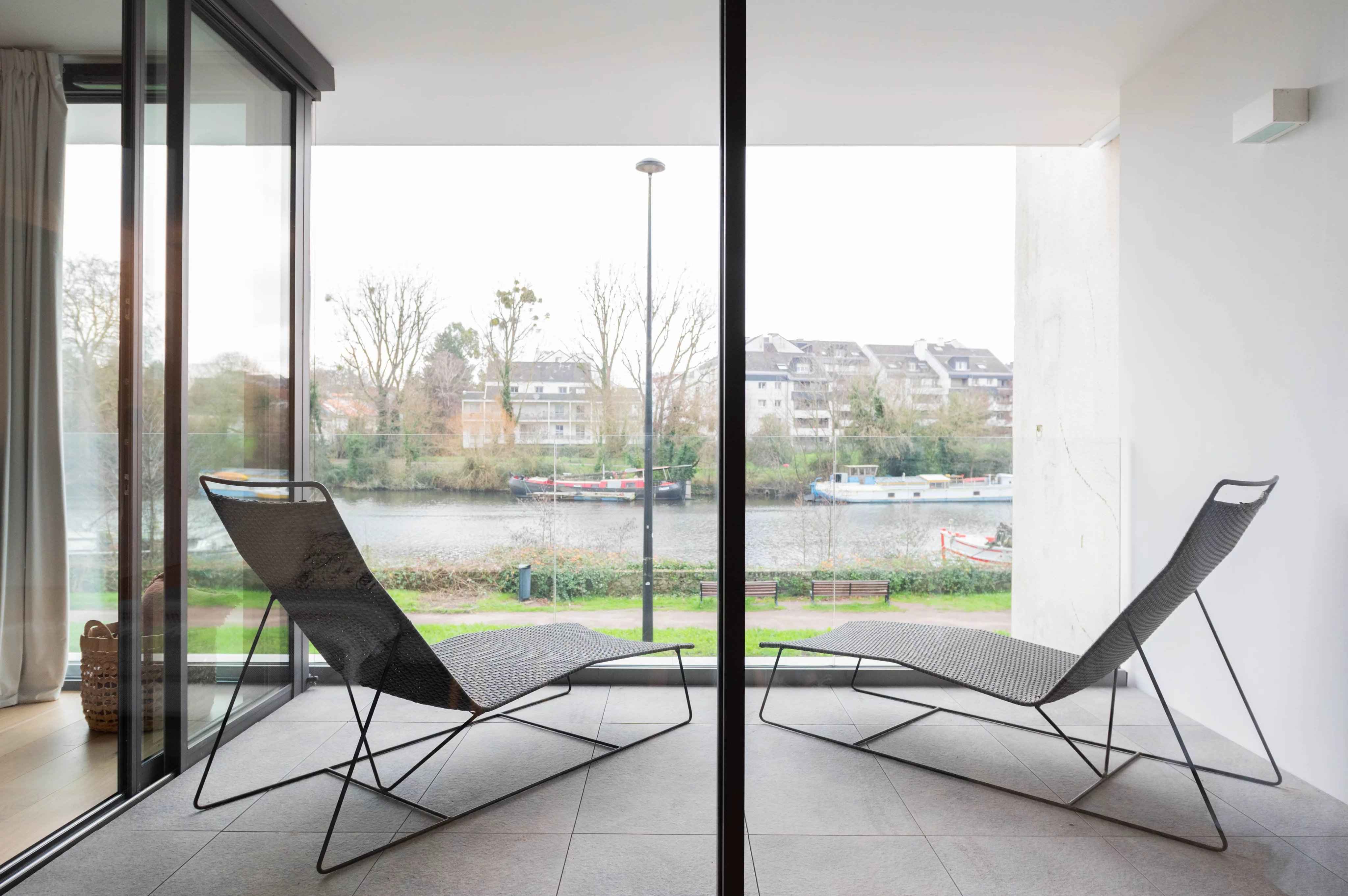 1937dcb63dce9b759b8a7bd41fad9cc8 90af4a32c2 4096 original - Attribut alt par défaut.