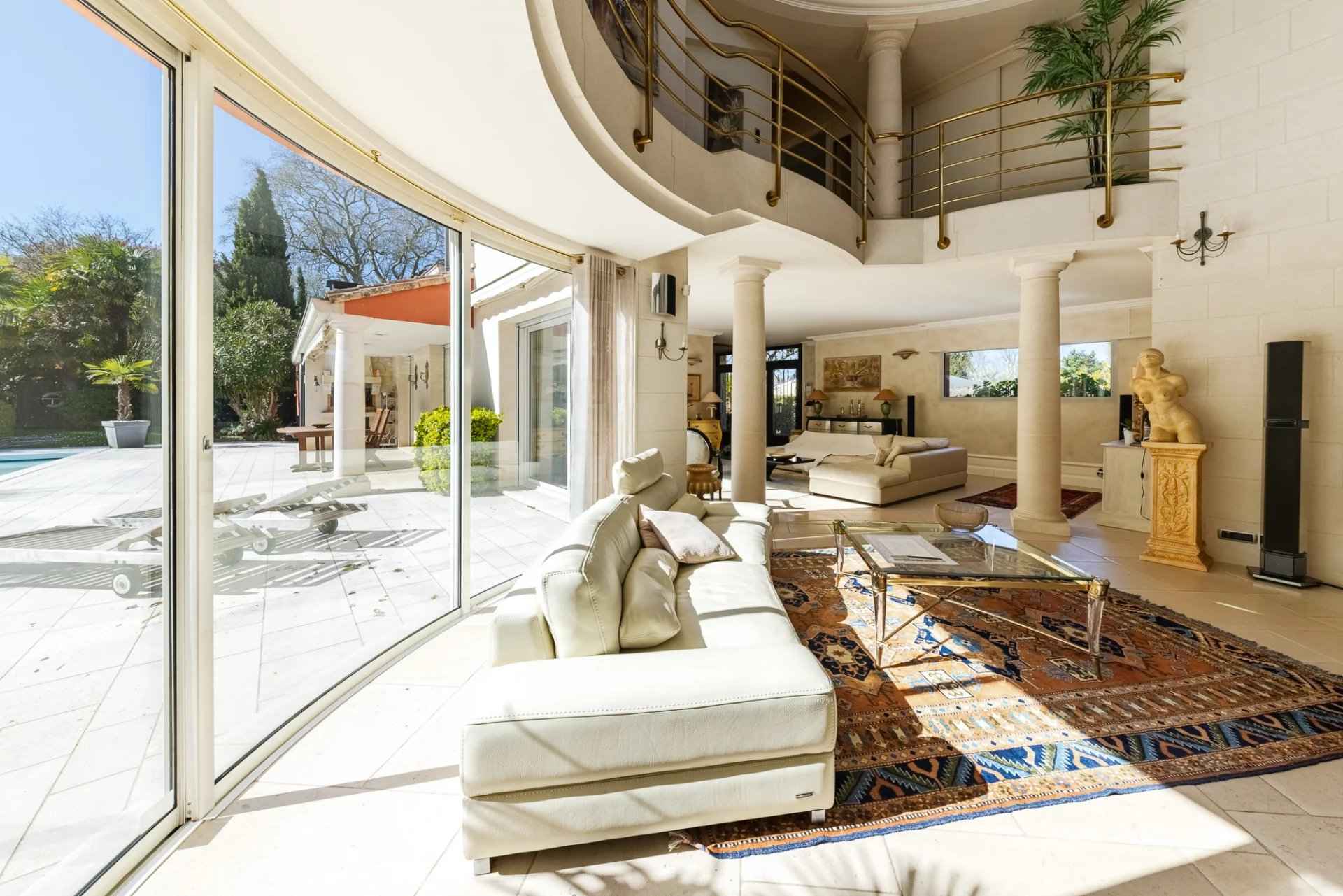 2efdcf9f9101a79eabf83914677cc8bf a492b51353 1920 original - Attribut alt par défaut.